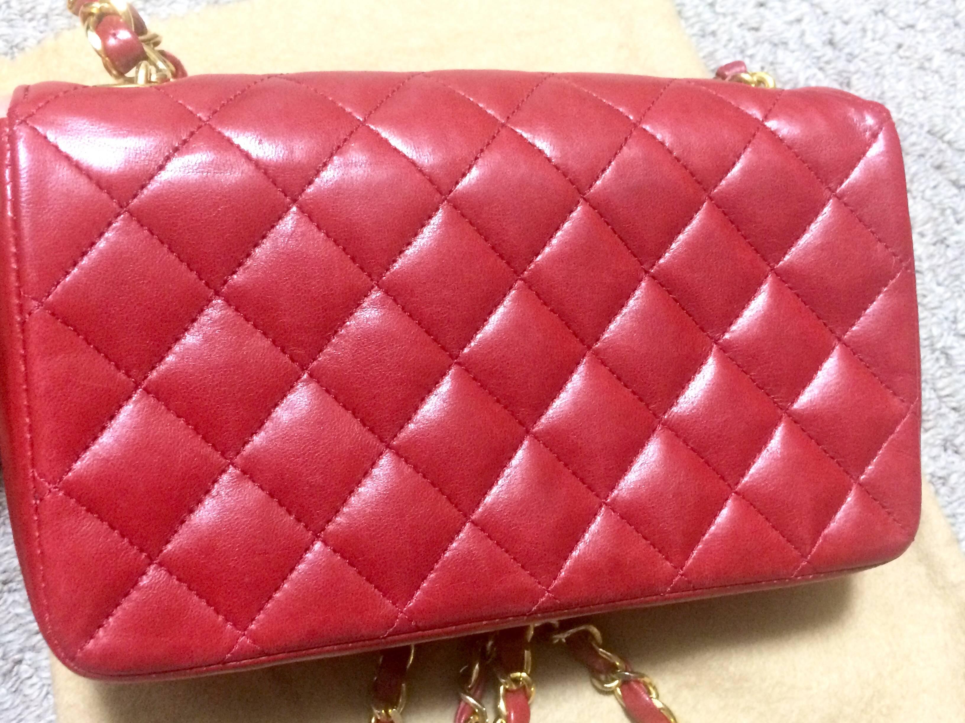 Red Vintage CHANEL classic mini flap 2.55 shoulder bag in lipstick red lambskin. For Sale