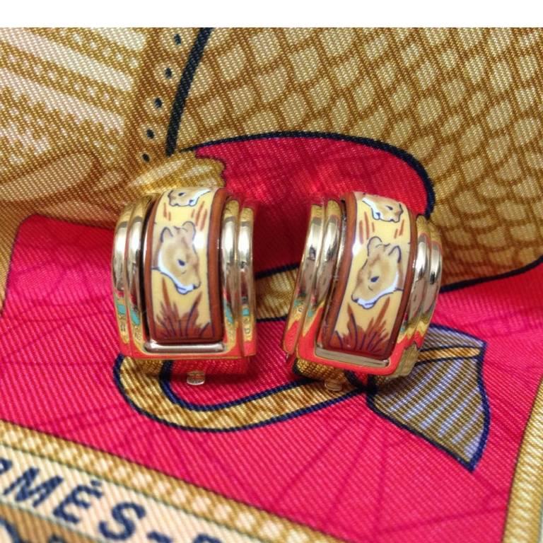  MINT. Vintage Hermes cloisonne porcelain golden earrings with twin lions design 2