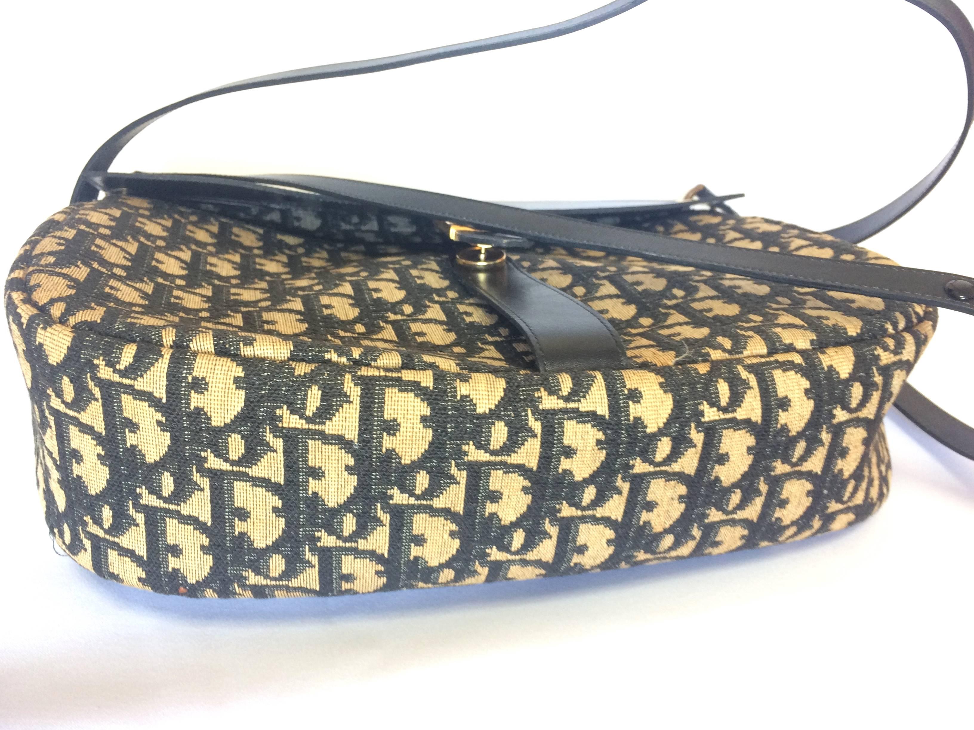 Black 80's vintage Christian Dior navy trotter shoulder bag. Modele Exclusif purse.