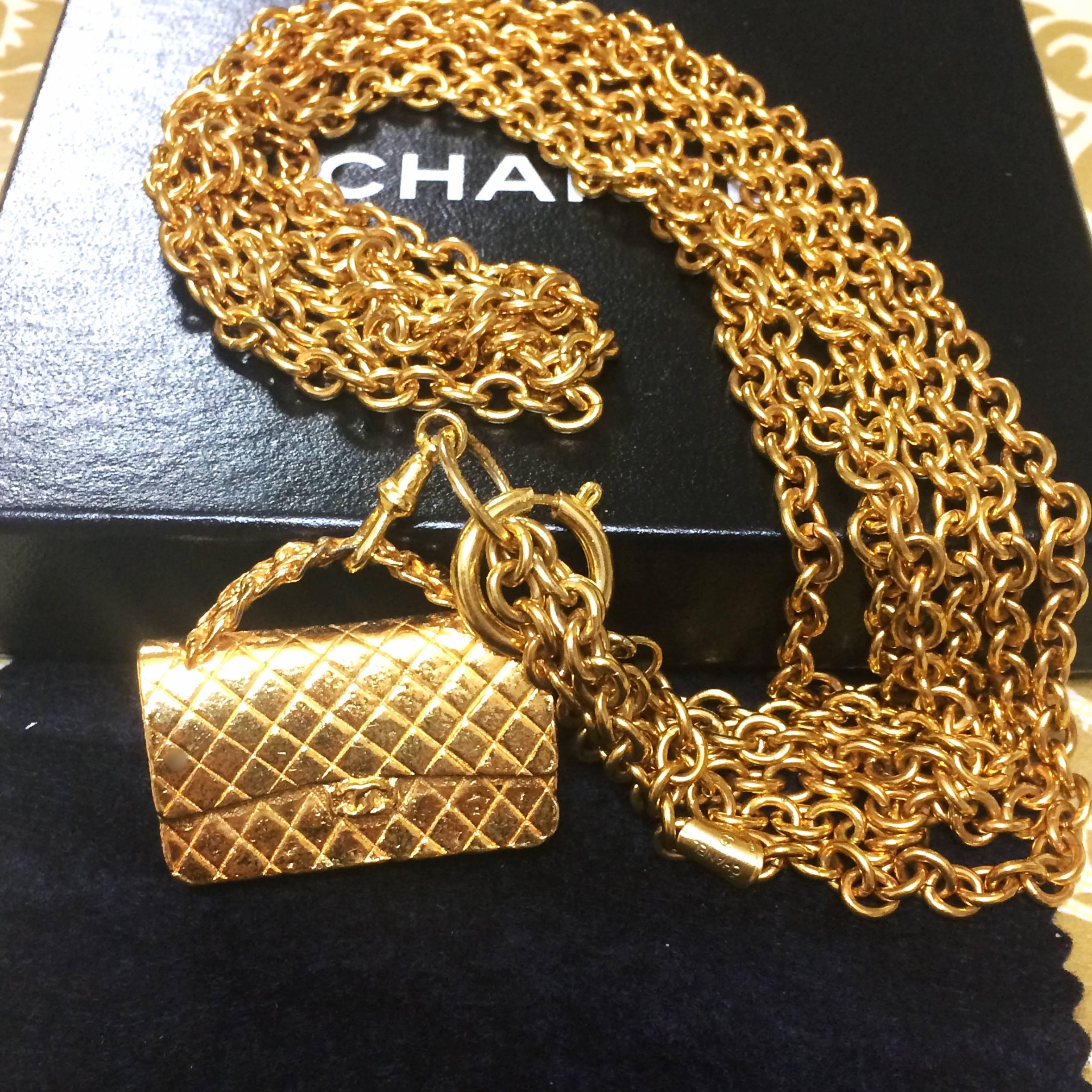 Vintage CHANEL golden double chain long necklace with classic 2.55 bag charm. In Good Condition In Kashiwa, Chiba