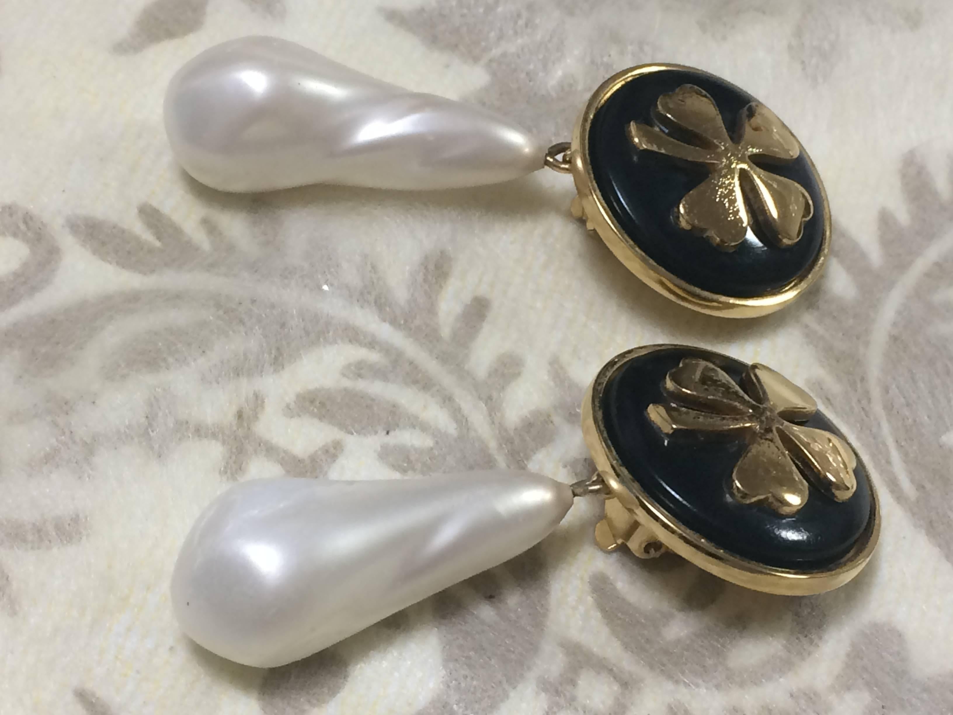 pearl teardrop earrings vintage