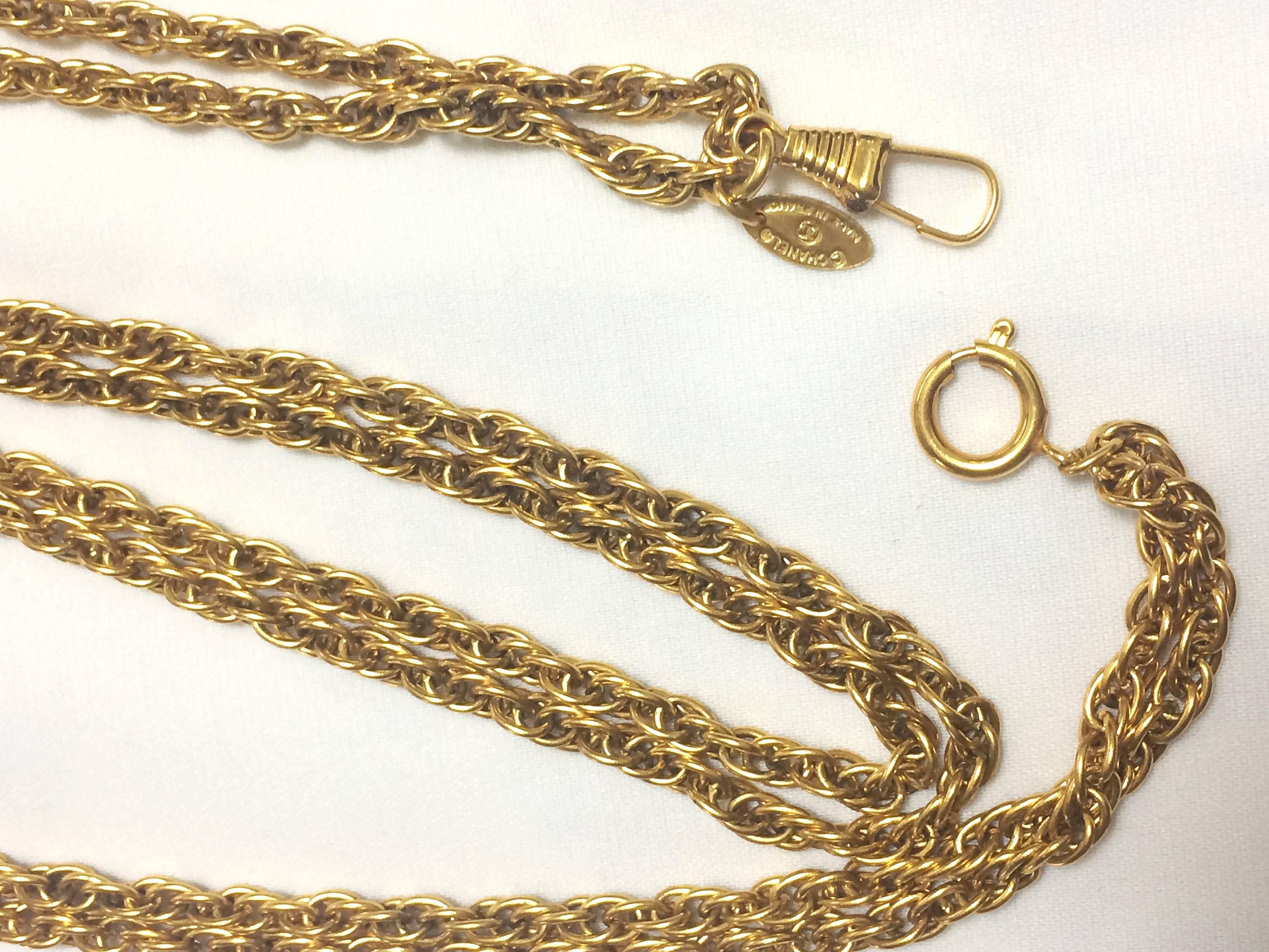 Vintage CHANEL double golden skinny chain long necklace. Classic necklace. For Sale 1