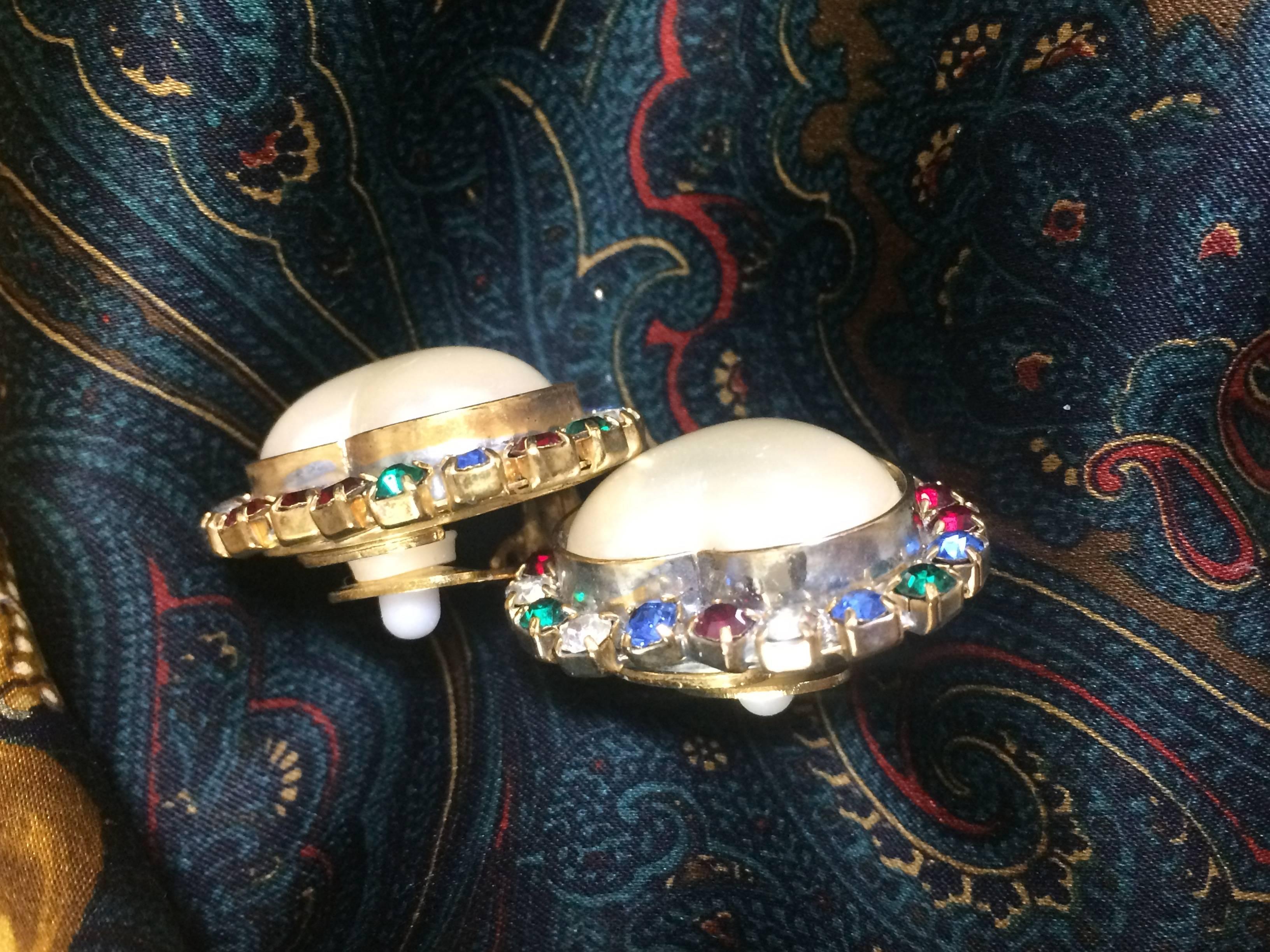 Vintage ESCADA faux pearl heart earrings with red, clear, blue, & green crystals For Sale 1