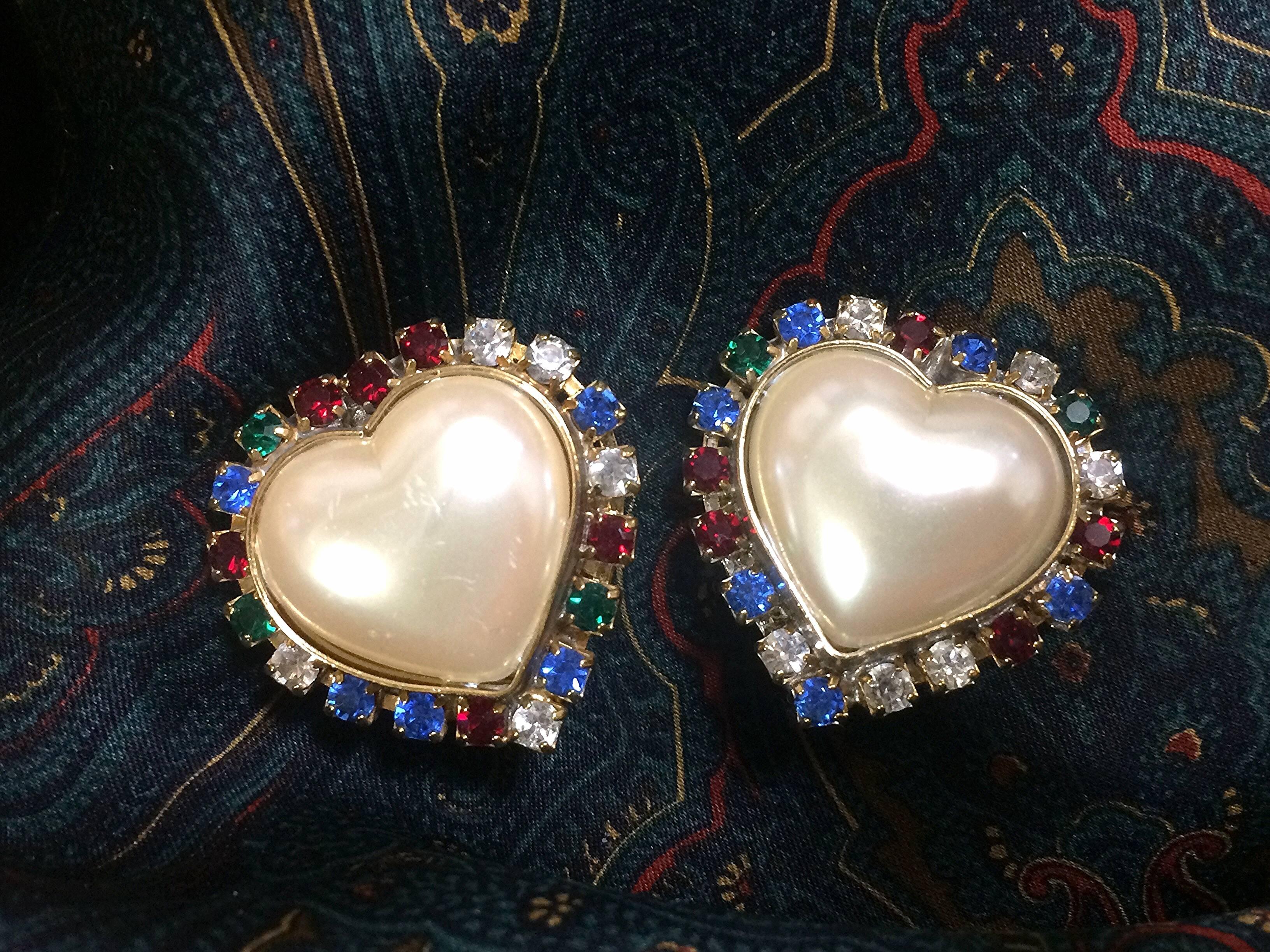 Vintage ESCADA faux pearl heart earrings with red, clear, blue, & green crystals For Sale 4
