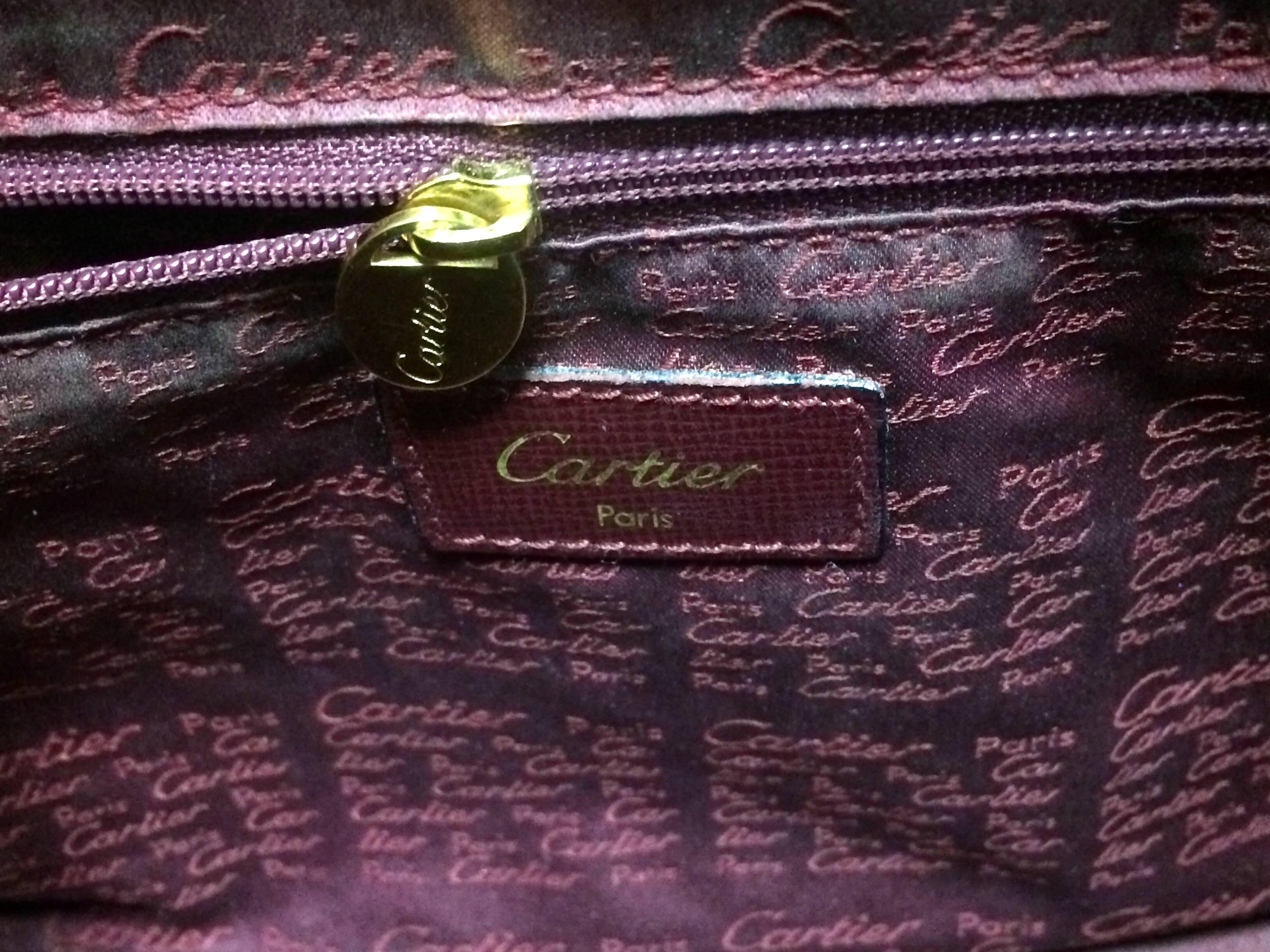 Vintage Cartier classic wine, bordeaux leather handbag purse. Must de Cartier For Sale 1