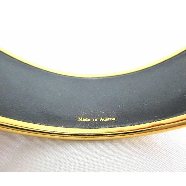 Vintage Hermes cloisonne enamel golden bangle GM with tiger and crown design. In Excellent Condition In Kashiwa, Chiba