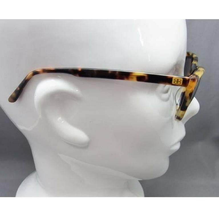Black 80's vintage Balenciaga French made marble brown frame sunglasses. For Sale
