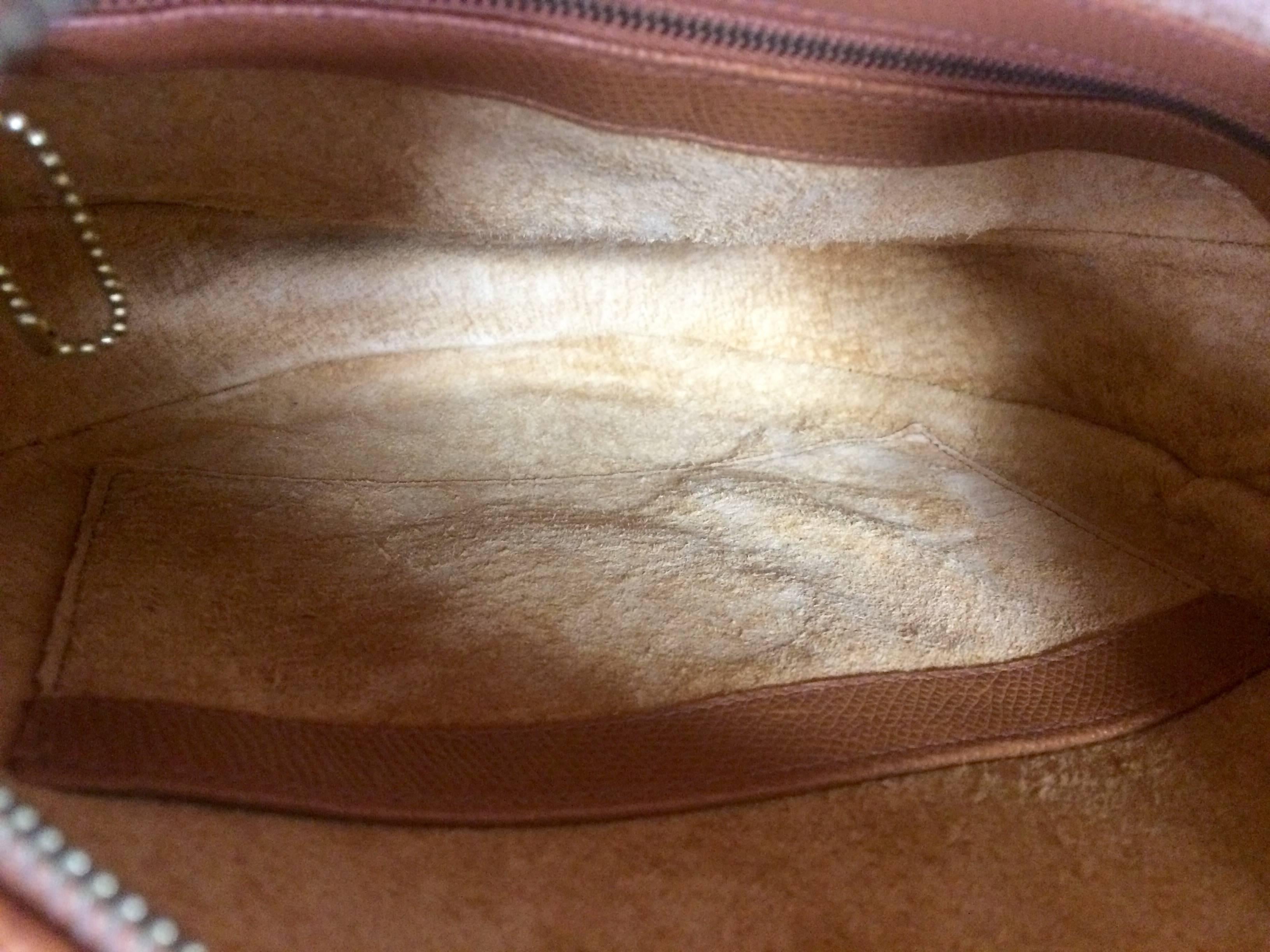 MINT. Vintage MCM brown grained leather logo studs round shoulder bag. Suzy Wong 1