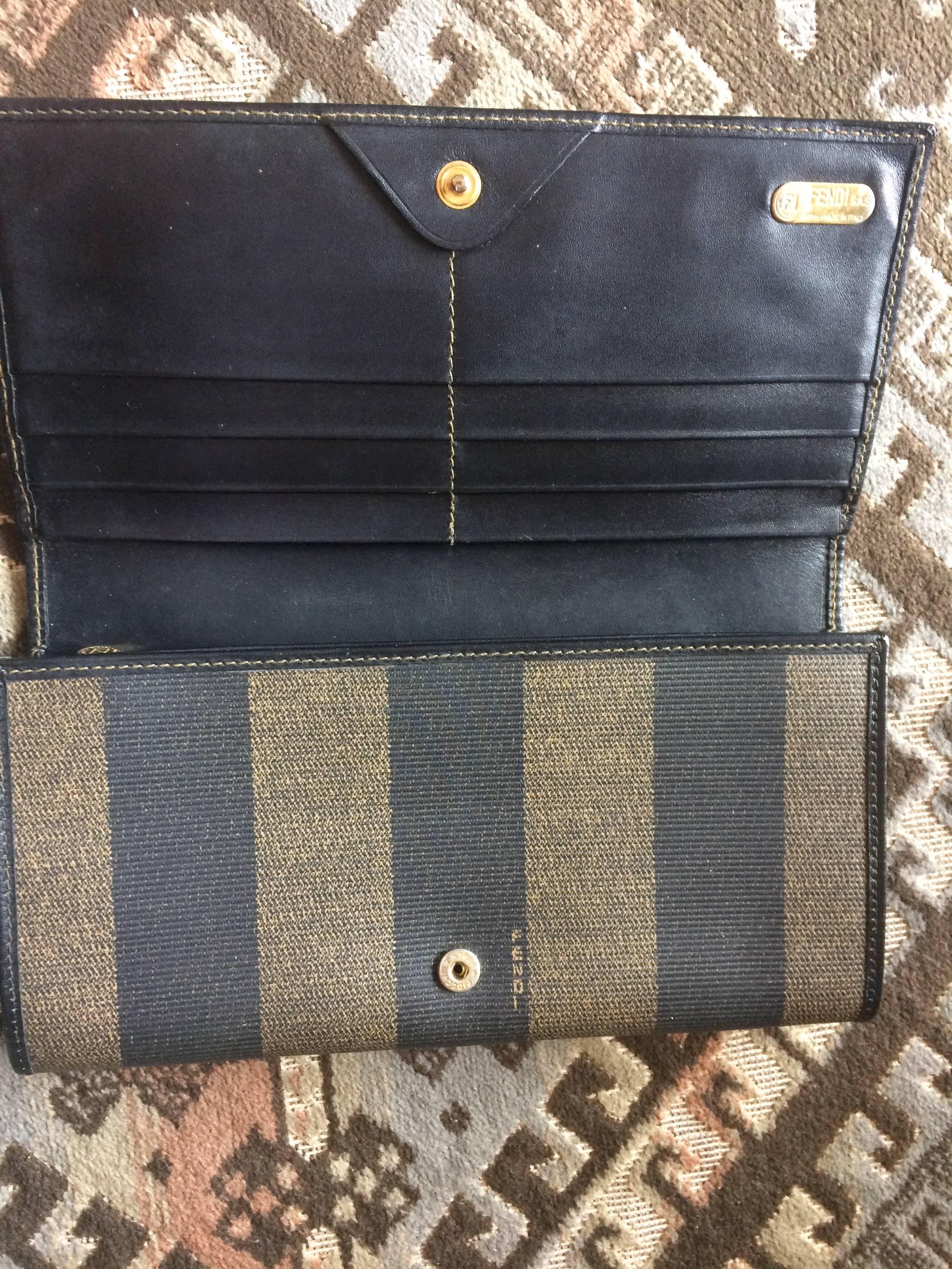 Vintage FENDI pecan stripe leather wallet with logo motif. Unisex  great gift 5