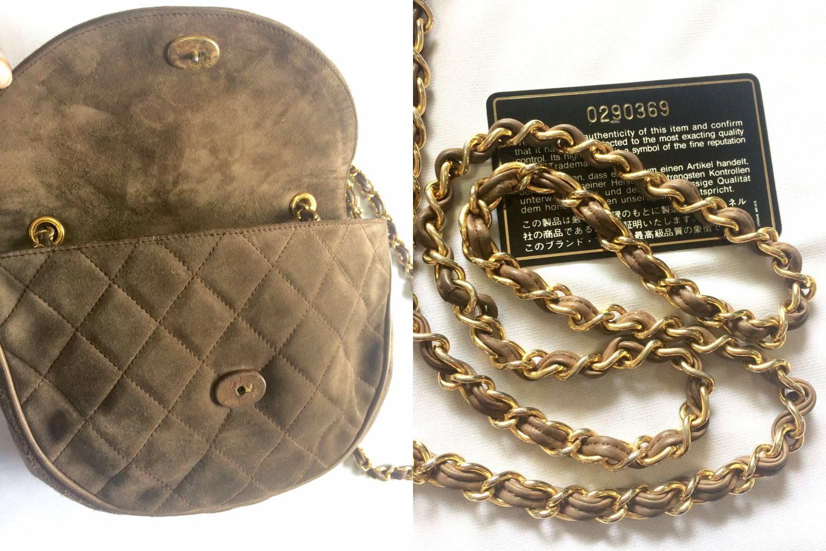 Women's Vintage CHANEL brown suede chain shoulder bag with gripoix stones and cc mark. For Sale