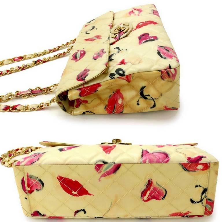 Beige Vintage CHANEL jumbo large ivory 2.55 shoulder bag with pink and red lip pattern