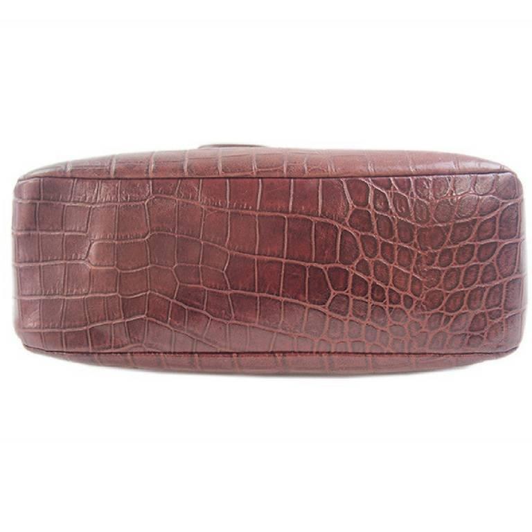 Vintage Gianni Versace brown croc-embossed leather shoulder tote bag. 2