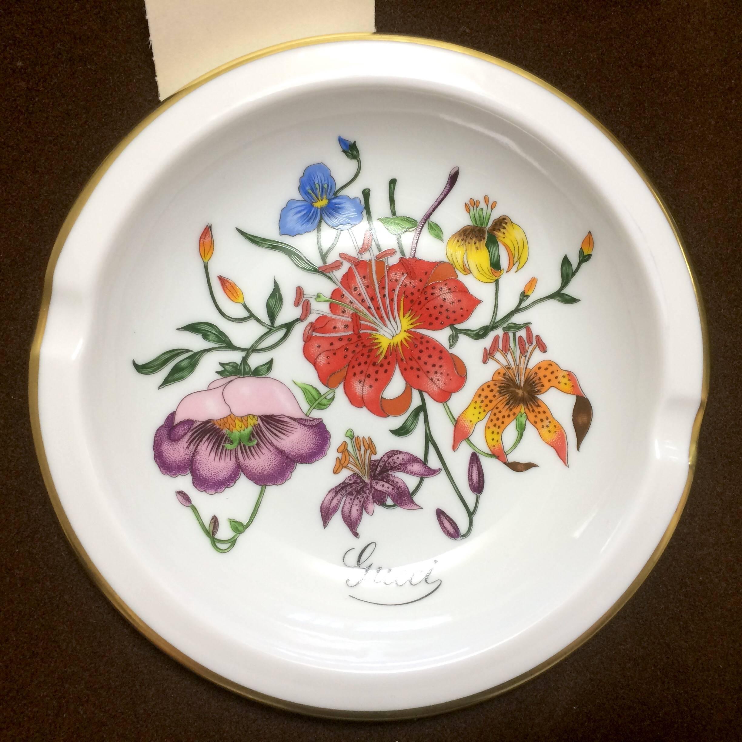 gucci paper plates