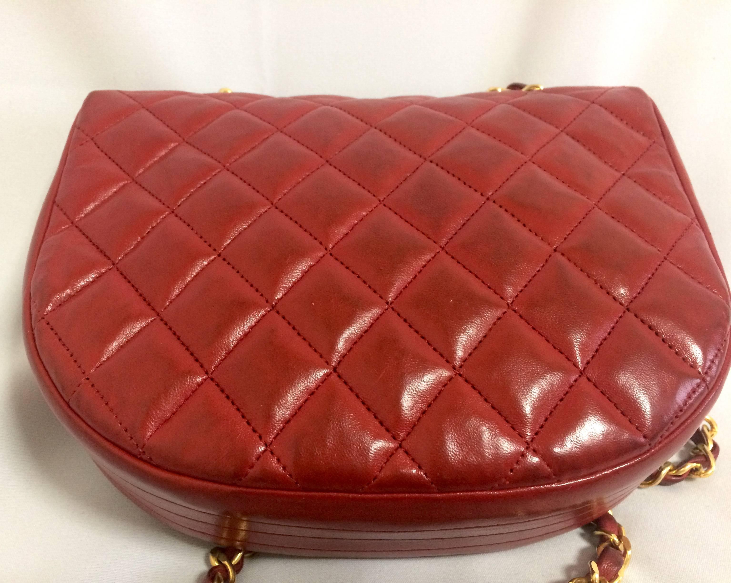 Brown Vintage CHANEL rare red lambskin oval flap 2.55 shoulder bag with large gold CC. For Sale