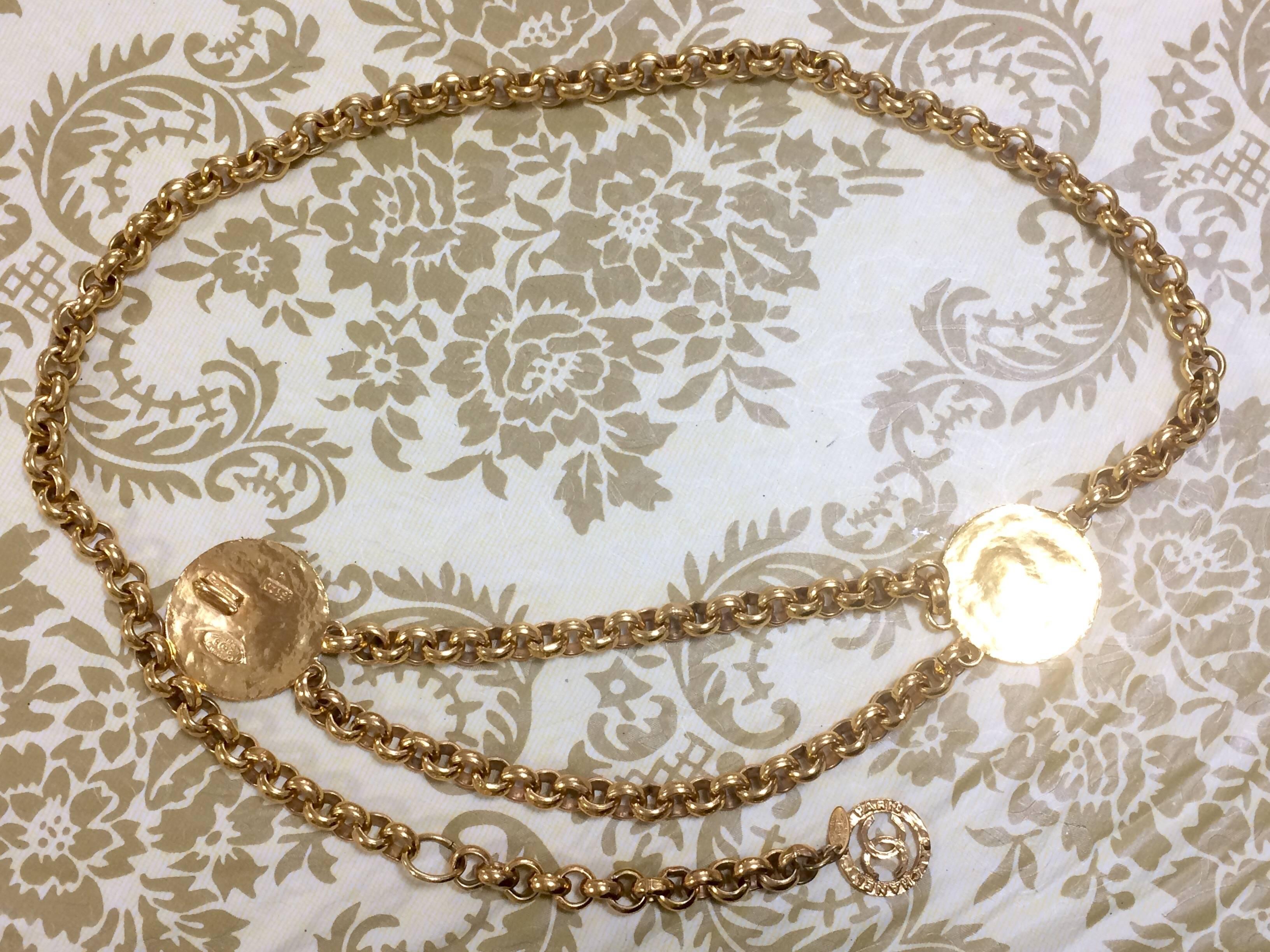 Vintage CHANEL golden nice and heavy chain belt with two large CC round charms. 1