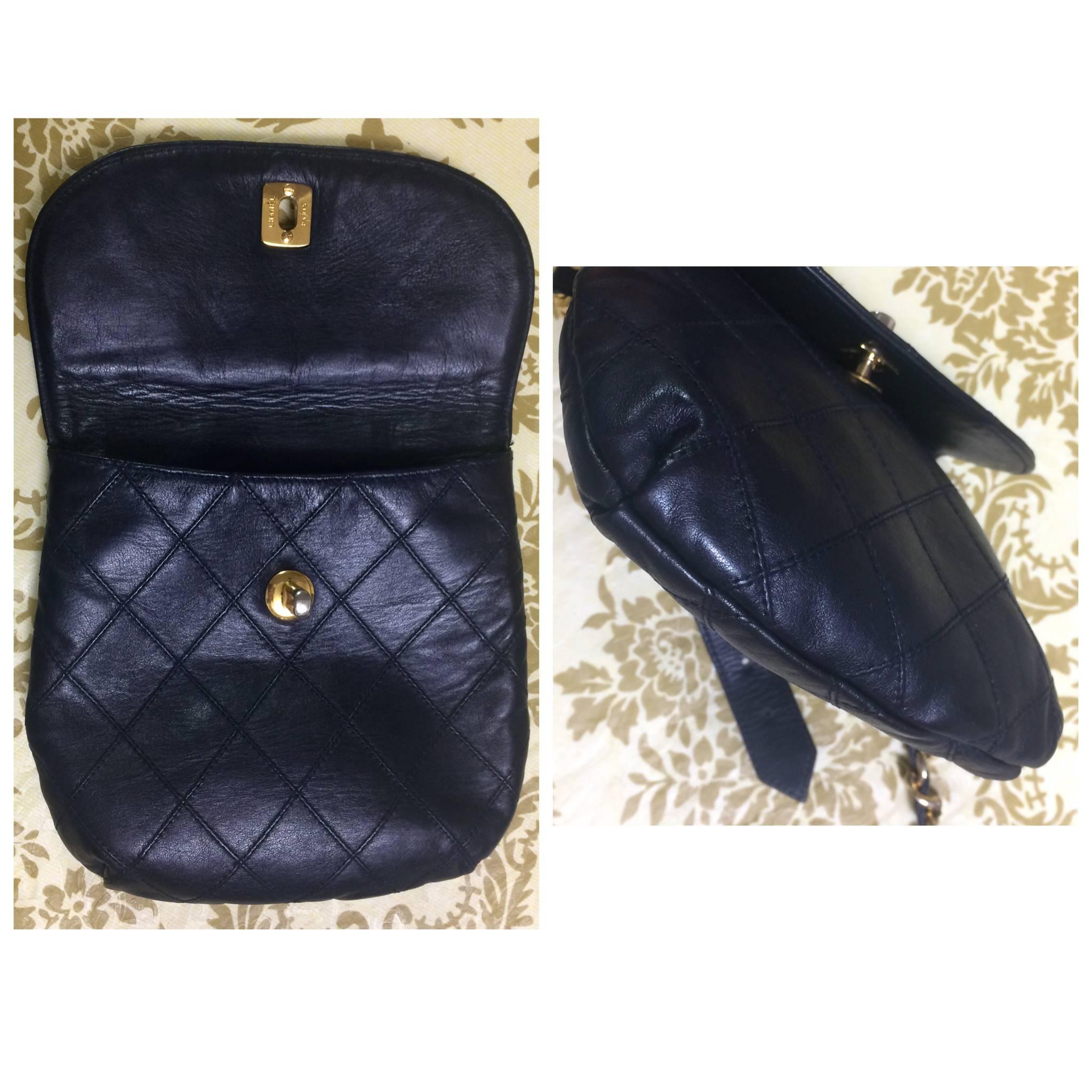 Vintage CHANEL dark navy leather waist purse, fanny pack with golden chain belt. 2