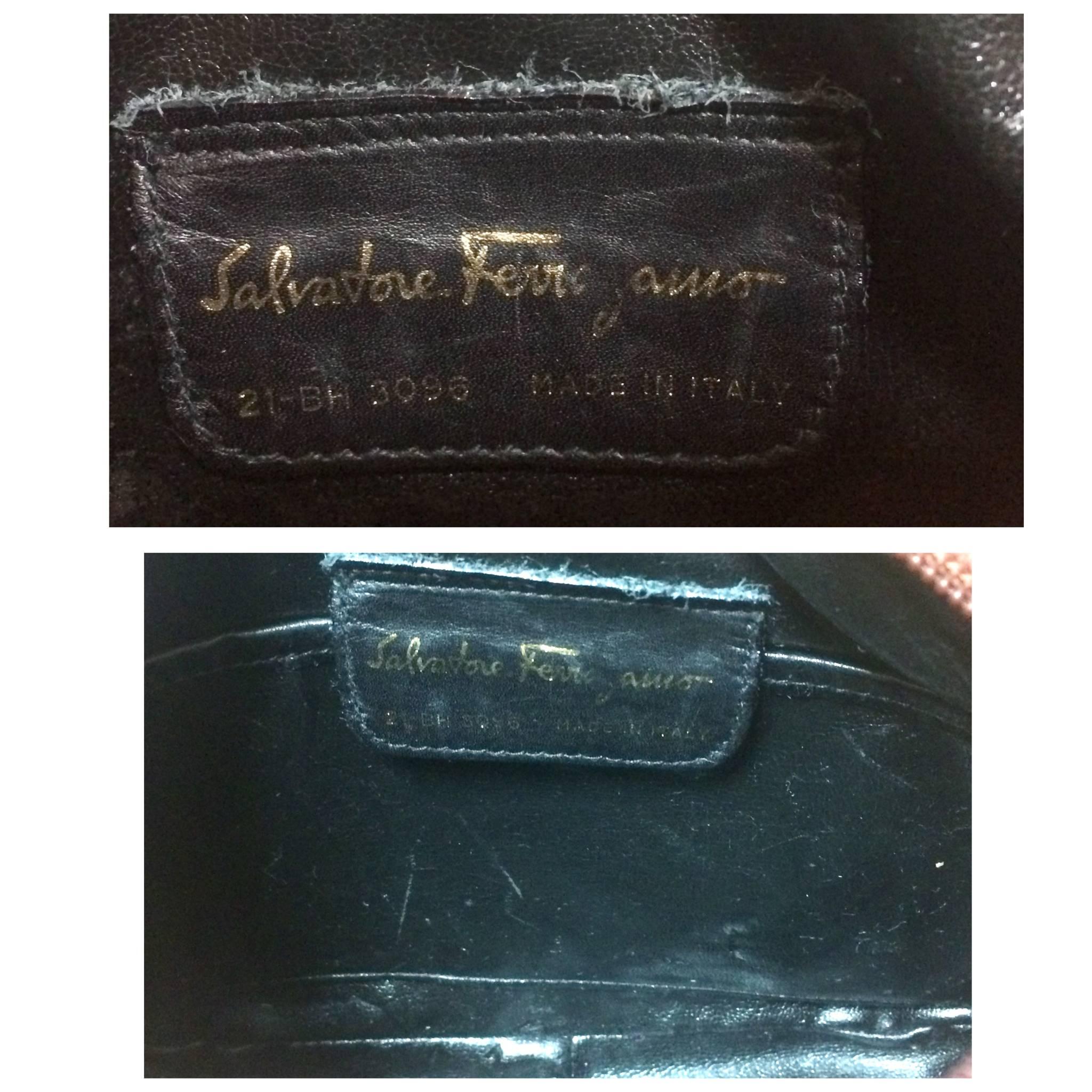 Vintage Salvatore Ferragamo vara collection brown leather purse with logo motif. 2