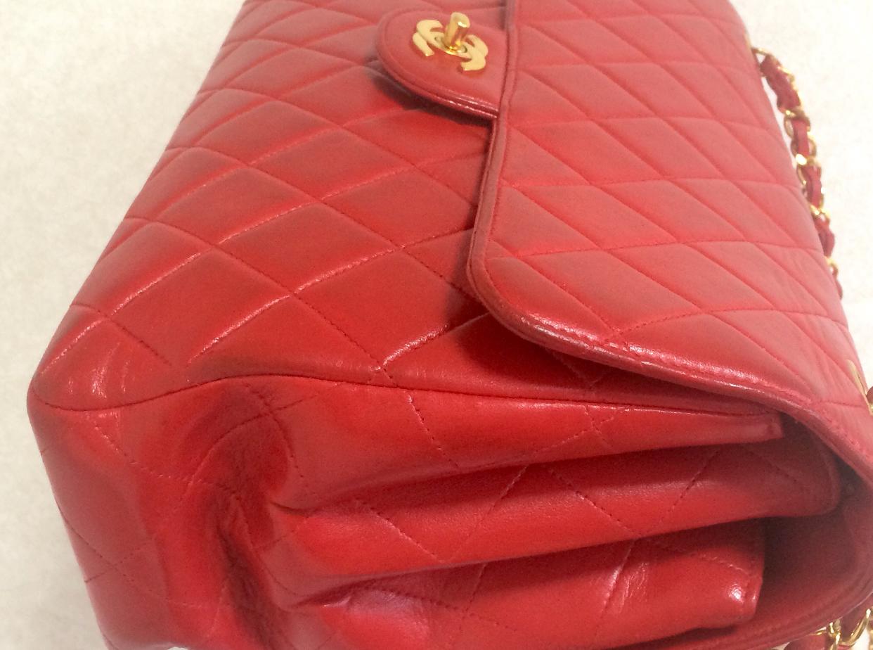 Vintage CHANEL lipstick red lambskin 2.55 classic jumbo, large shoulder bag. For Sale 5