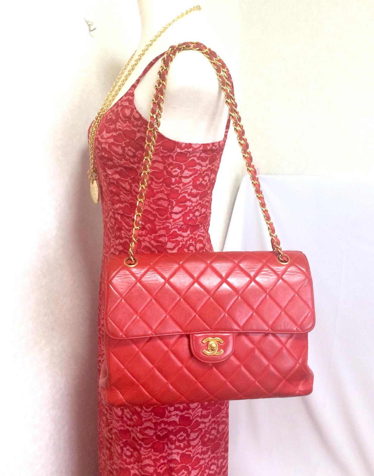 Vintage CHANEL lipstick red lambskin 2.55 classic jumbo, large shoulder bag. For Sale 11