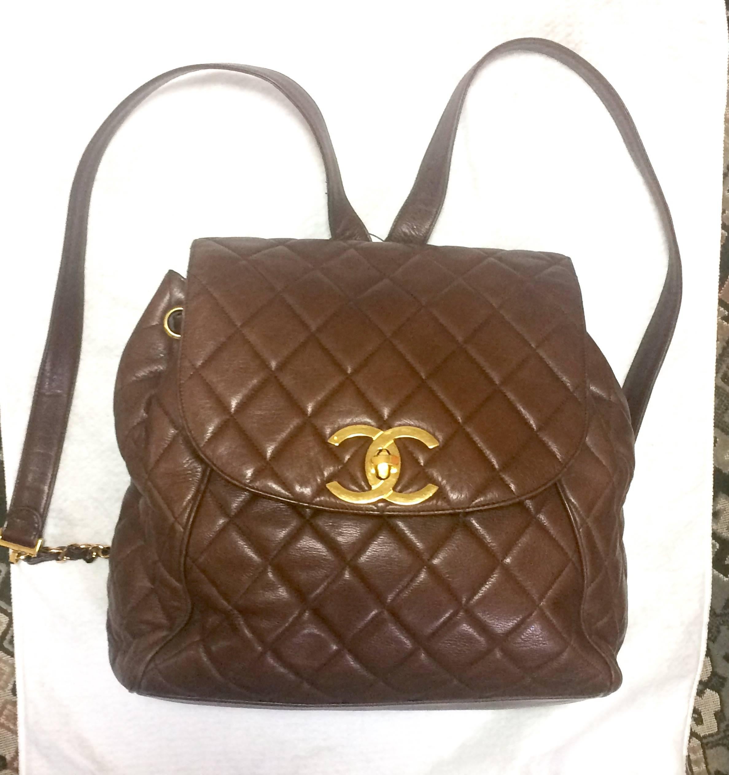 Vintage CHANEL quilted brown lamb leather backpack with gold chain and large CC. For Sale 4