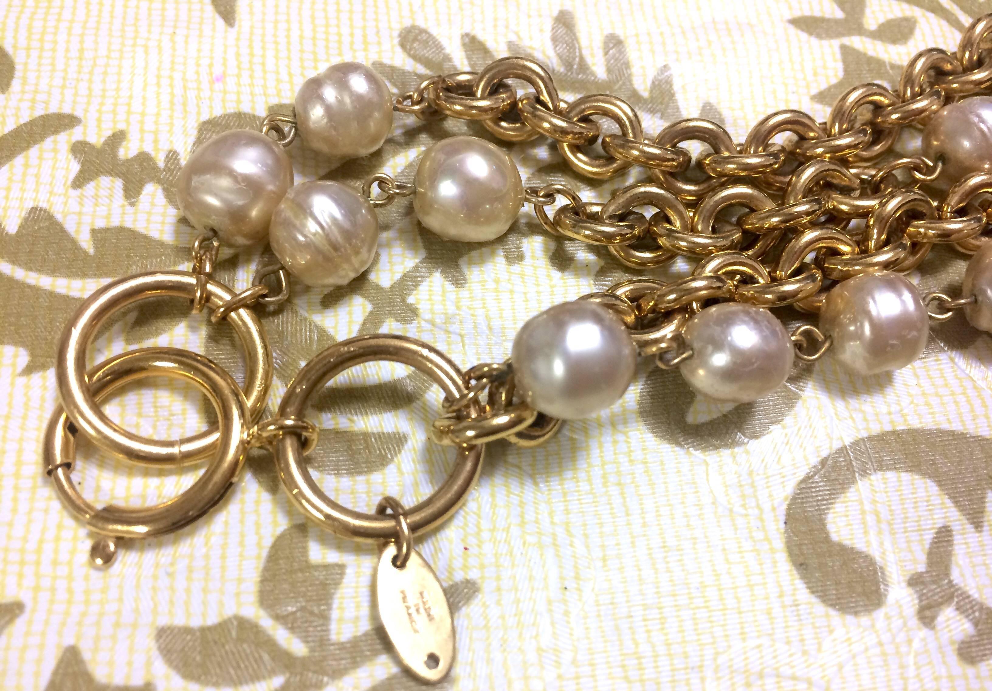  Vintage CHANEL double layer long chain necklace with baroque faux pearls. 1