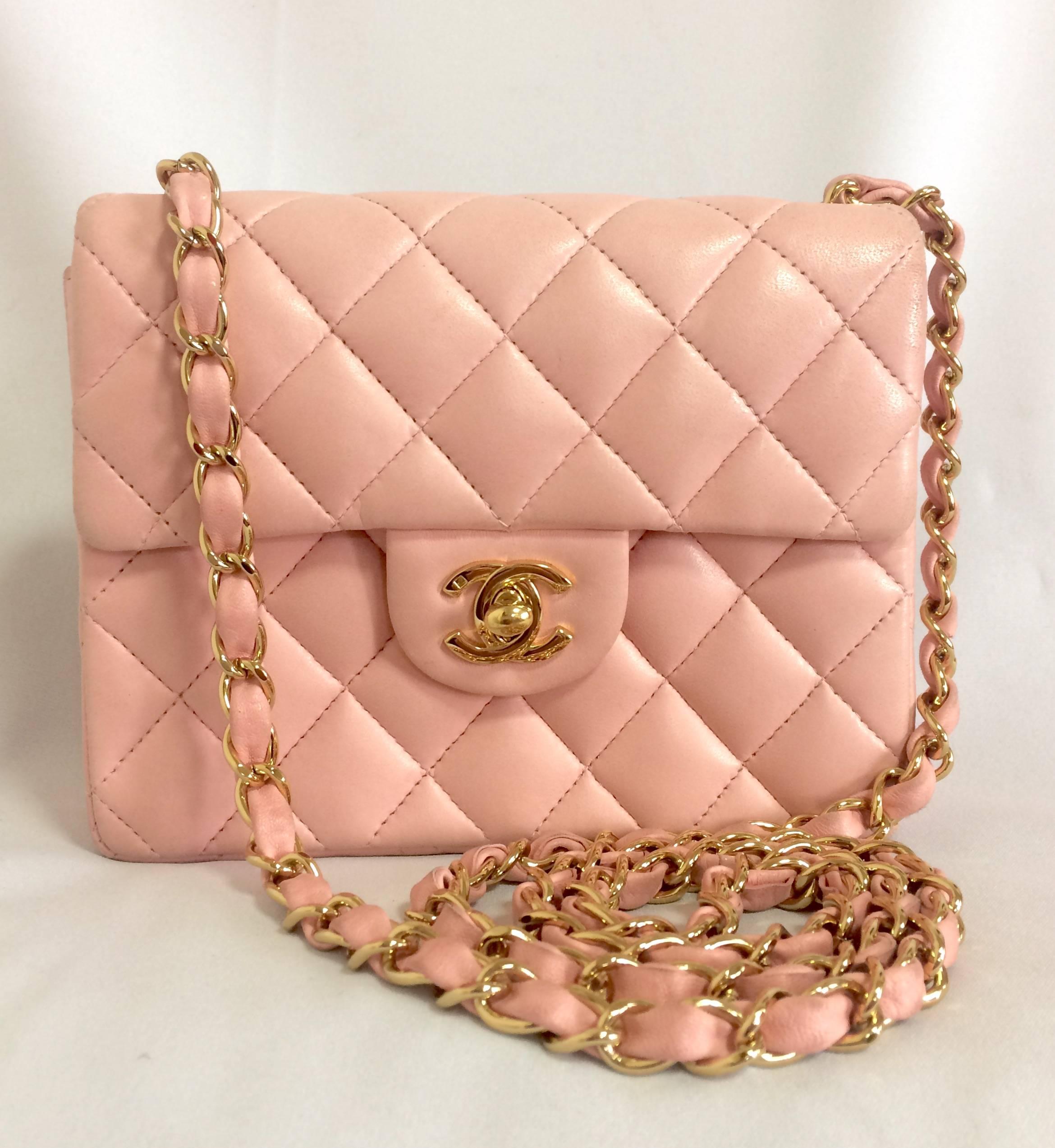 Vintage CHANEL milky pink lamb leather flap chain shoulder bag, classic 2.55 mini purse with gold tone CC closure.

Introducing one of the most popular pieces from CHANEL back in the era, vintage Chanel pink lamb leather shoulder bag with golden CC
