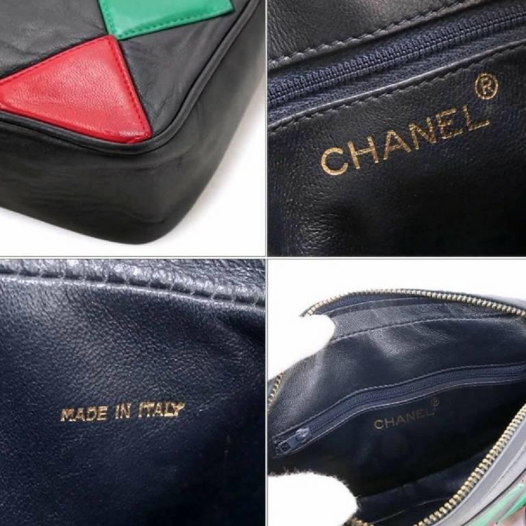 Vintage CHANEL rare red, green and navy diamond patchwork stitch camera bag. For Sale 3