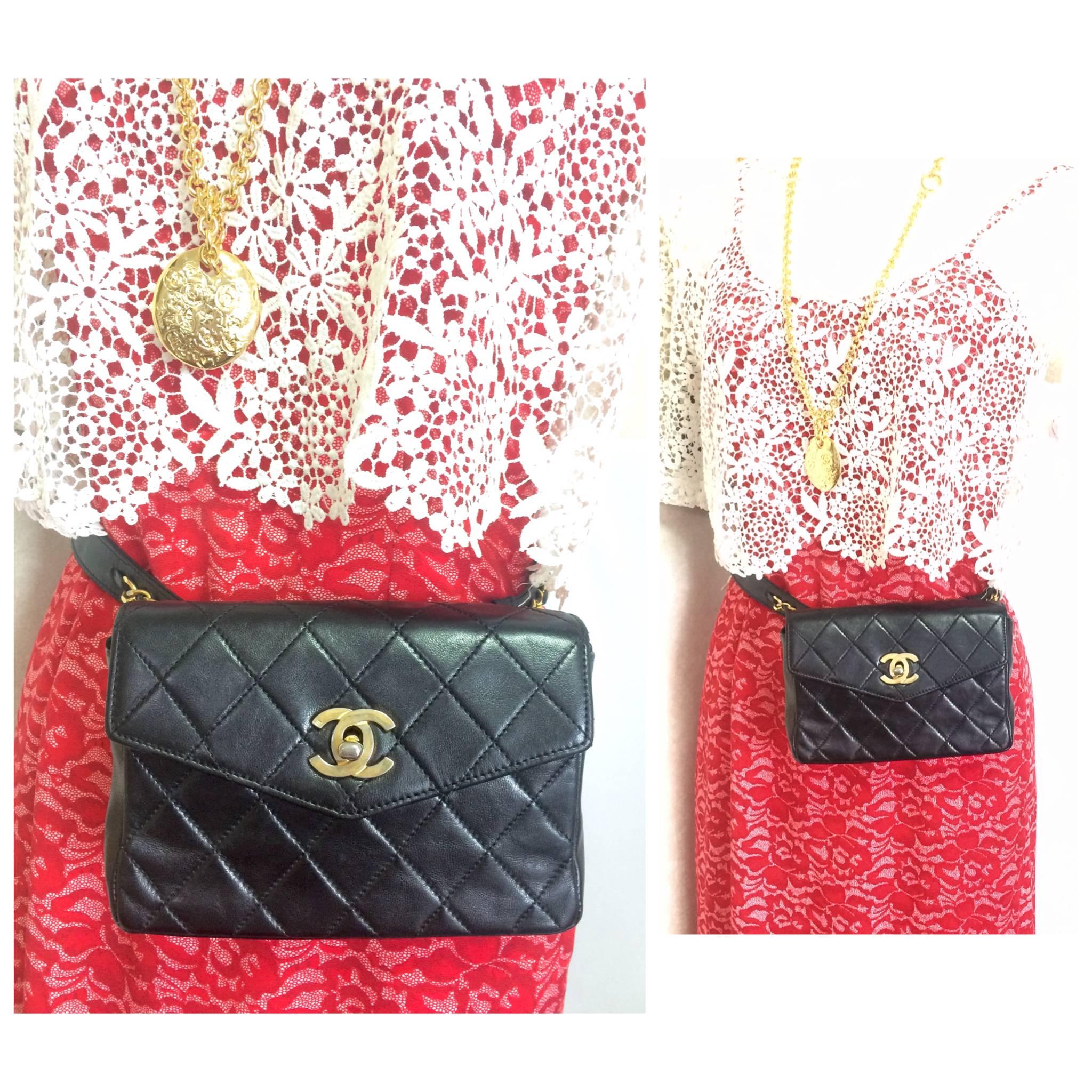 Vintage CHANEL black waist purse, fanny pack with golden CC and chain belt. 5