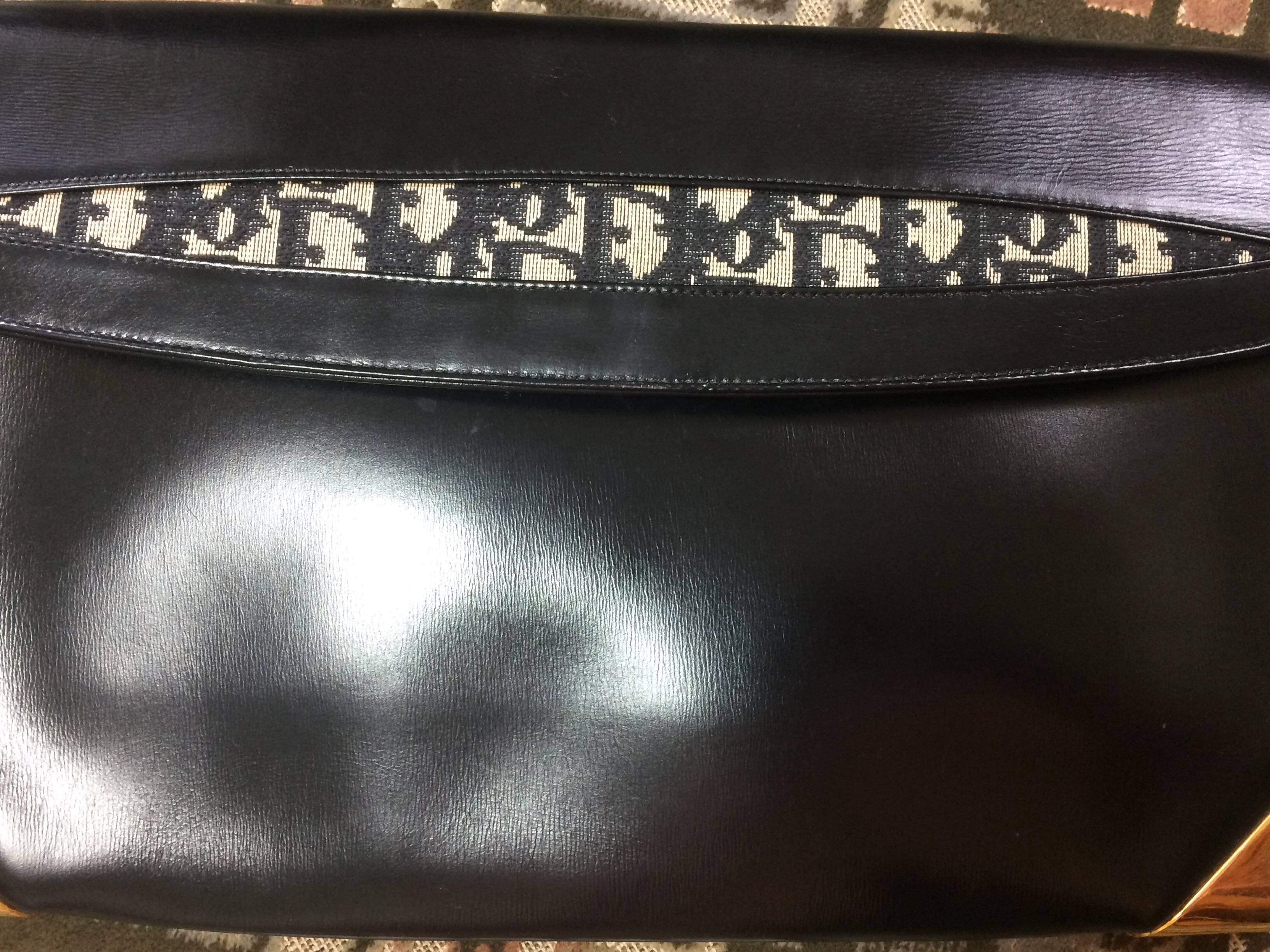 Vintage Christian Dior black leather large clutch, shoulder bag with trotter. In Good Condition In Kashiwa, Chiba