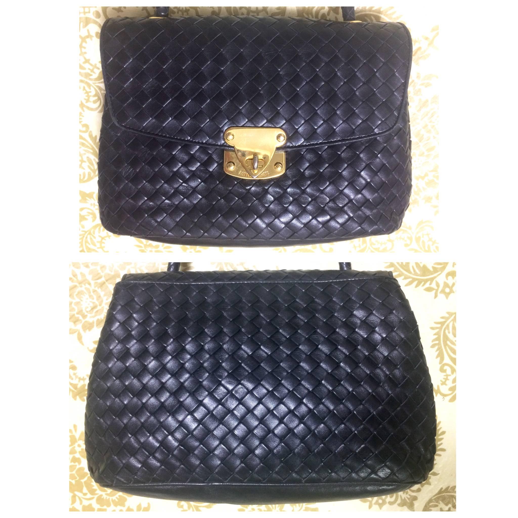 Black Vintage Bottega Veneta classic black lamb leather intrecciato handbag. 