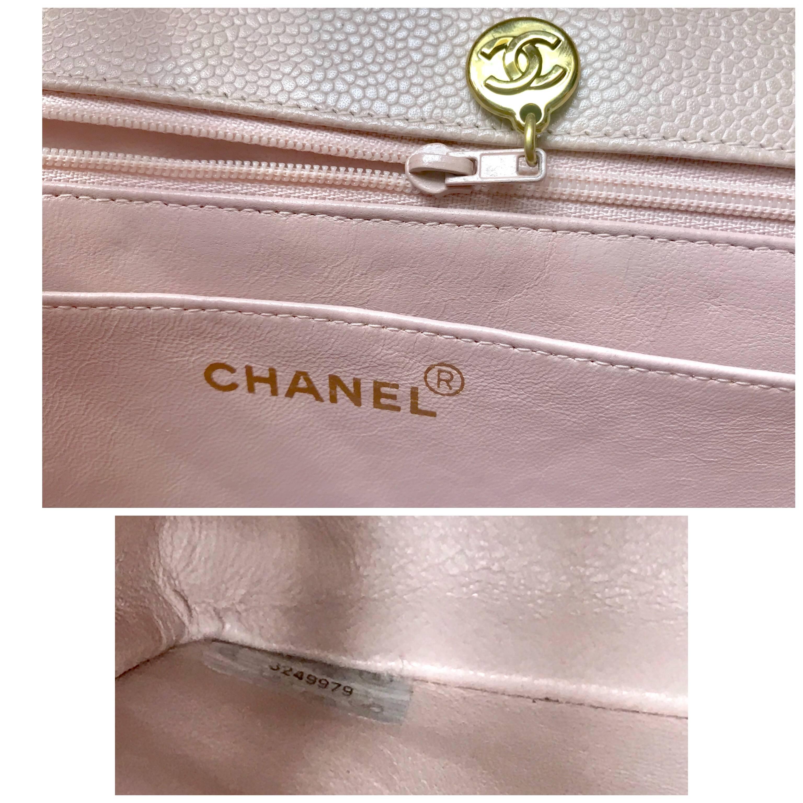 MINT. 1990s. Vintage CHANEL beige jumbo/large 2.55 caviar leather shoulder bag. 2