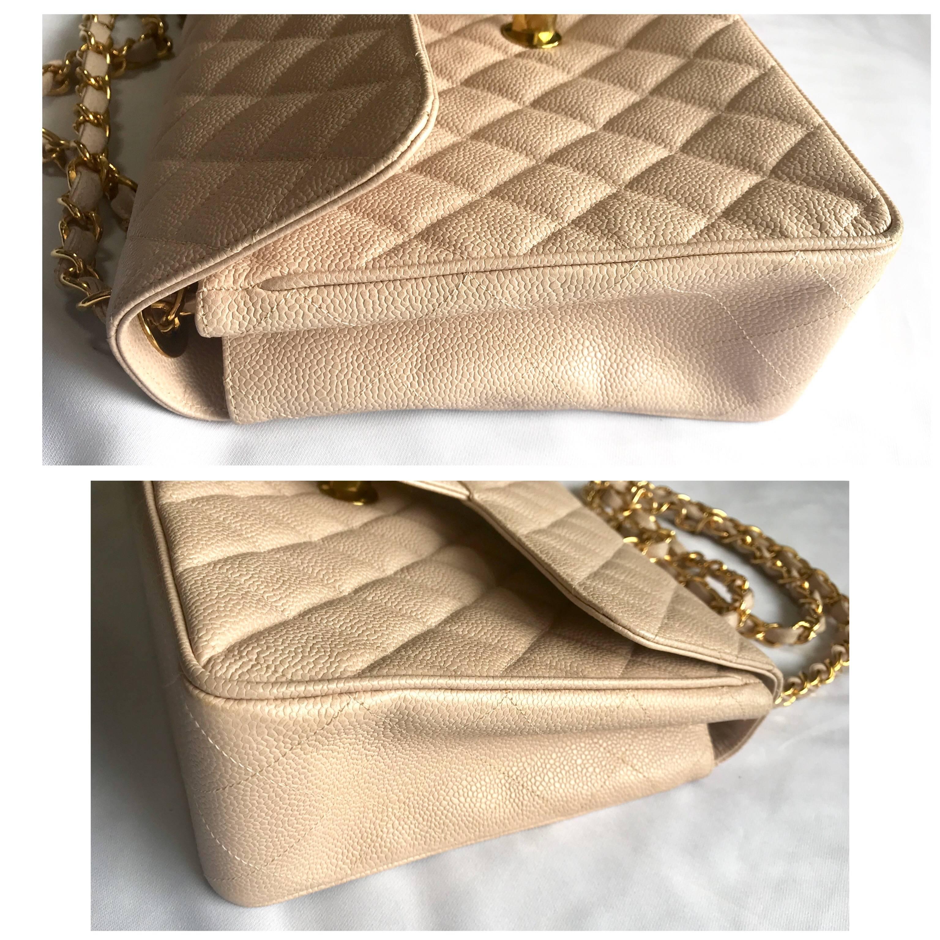 MINT. 1990s. Vintage CHANEL beige jumbo/large 2.55 caviar leather shoulder bag. In Excellent Condition In Kashiwa, Chiba