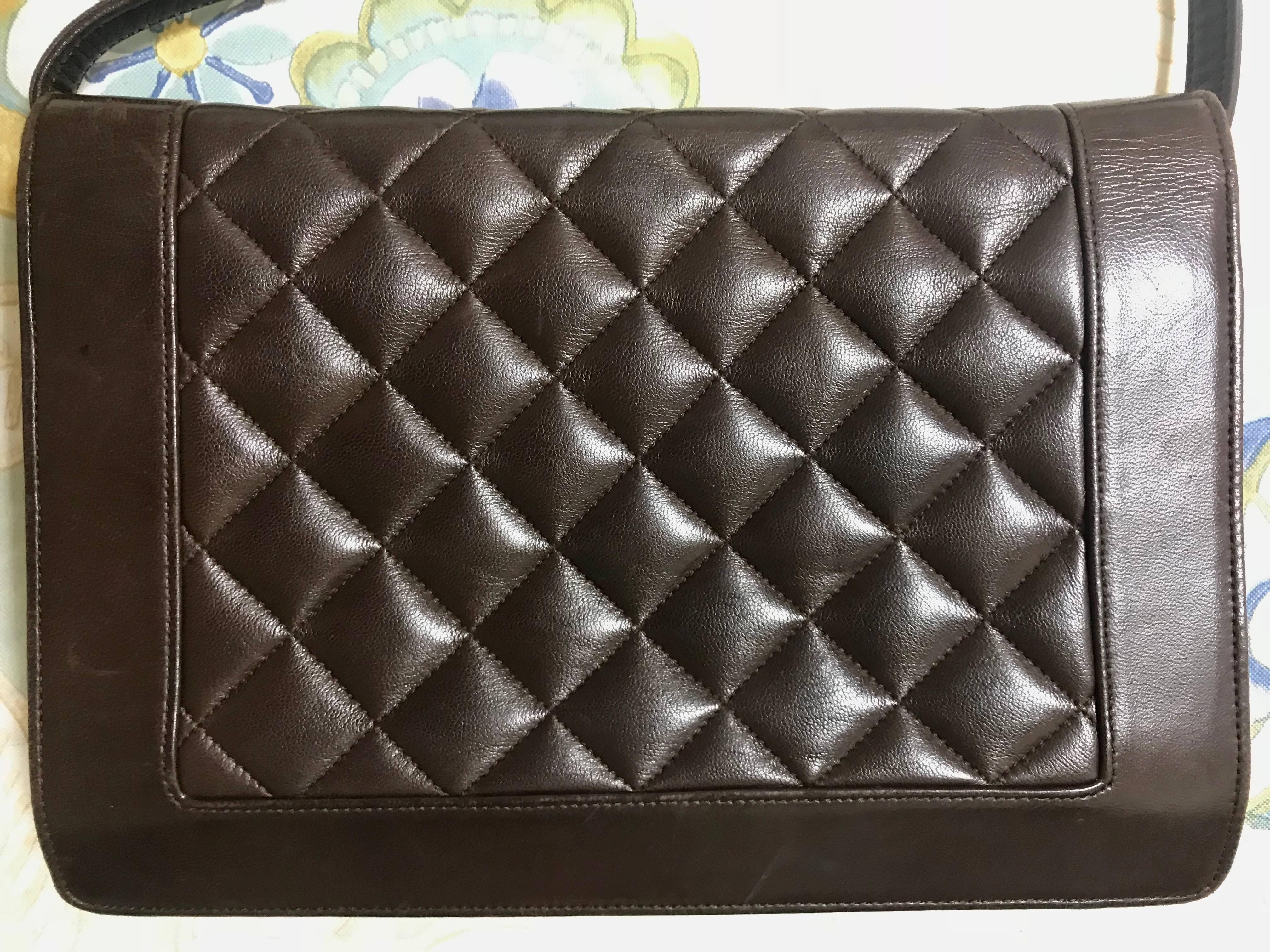 Vintage LANVIN dark brown lamb leather quilted stitch design shoulder clutch bag In Good Condition For Sale In Kashiwa, Chiba