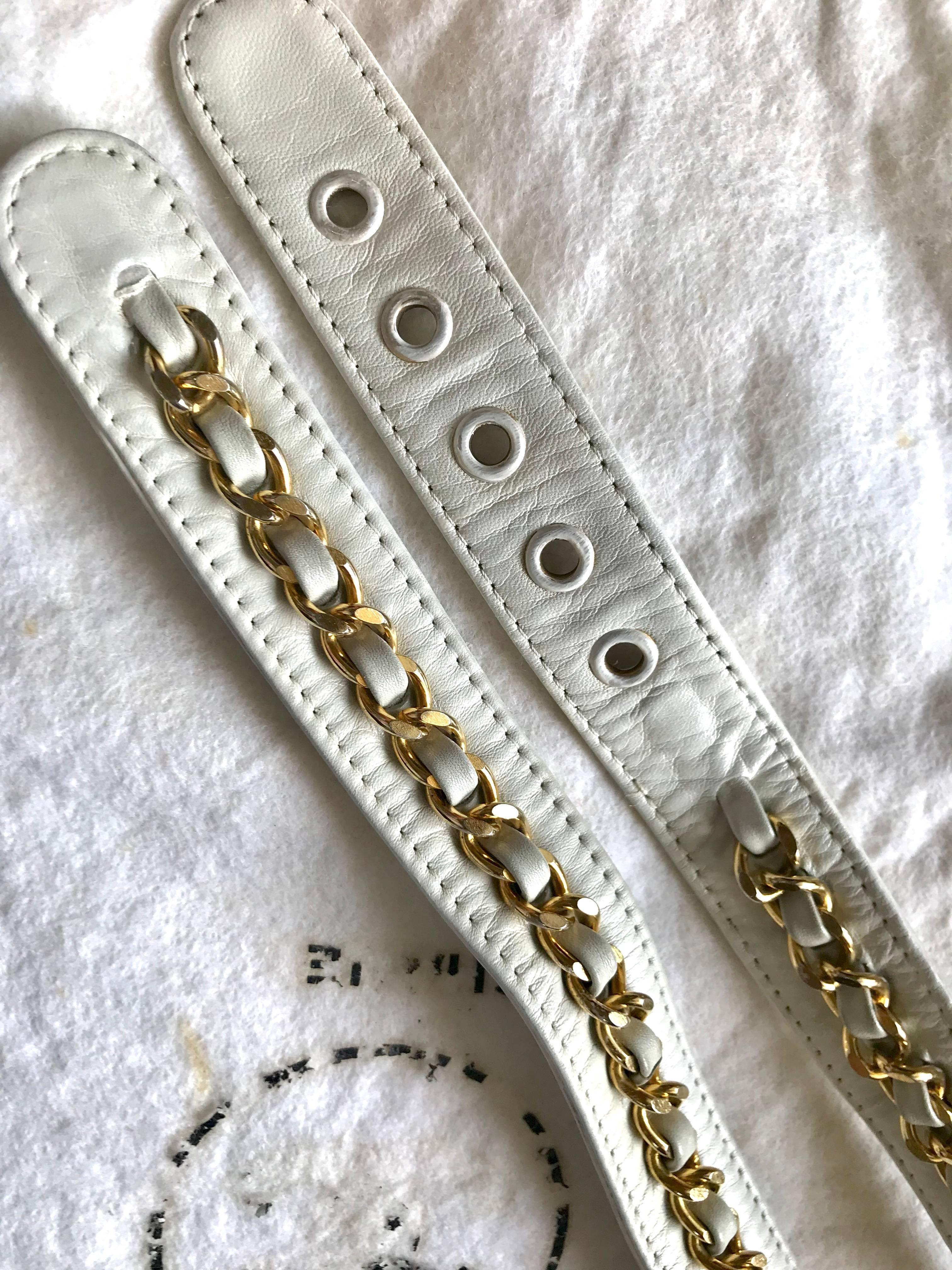 Chanel Vintage small white waist purse fanny pack hip bag with gold CC motif  8