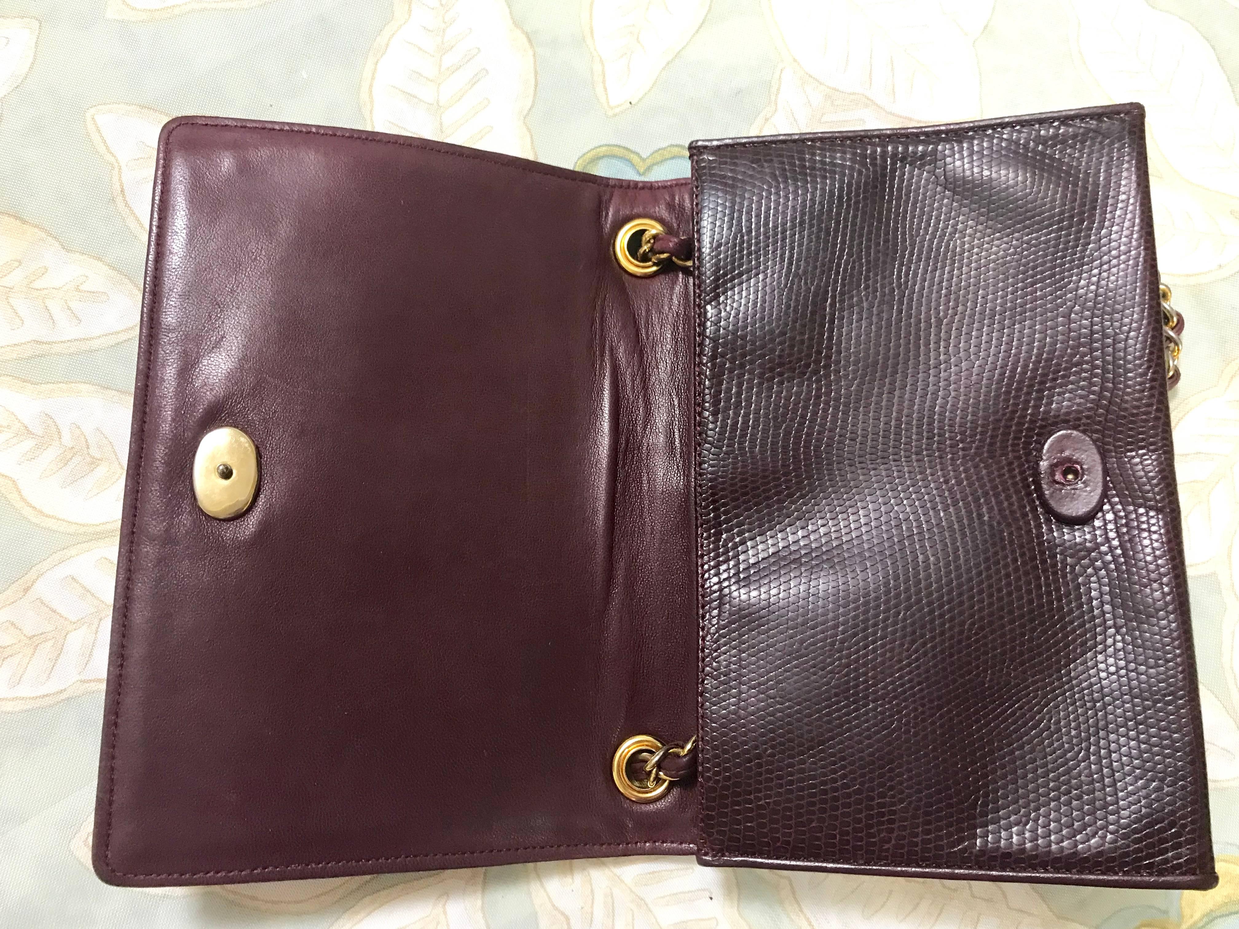 Chanel Vintage genuine dark wine brown lizard chain shoulder bag with CC mark For Sale 7