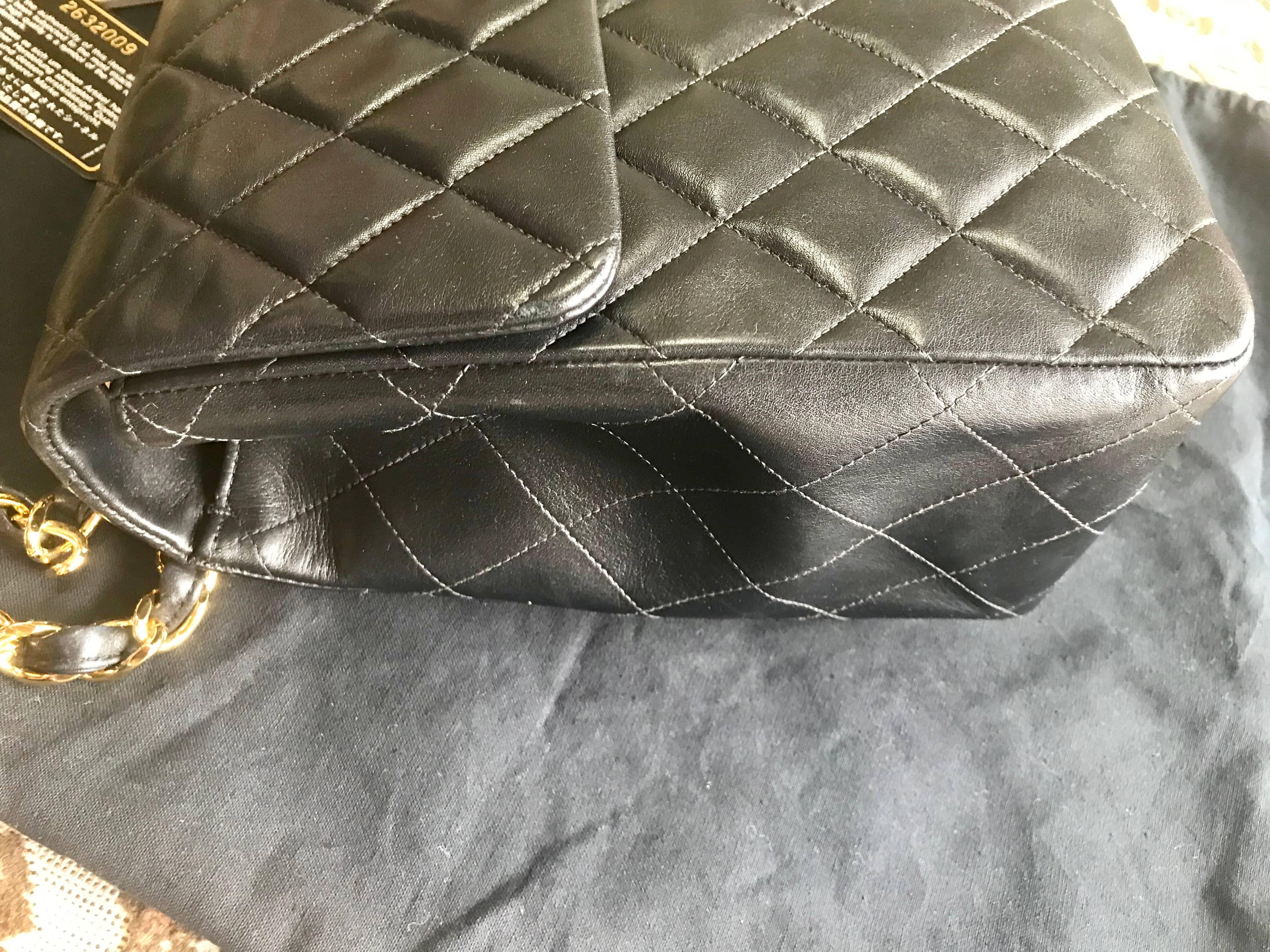 Vintage CHANEL black lamb leather large, jumbo classic flap 2.55 shoulder bag. For Sale 6