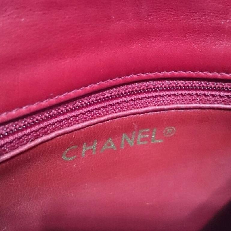 Vintage CHANEL red calf leather waist bag, fanny pack with CC motif. Belt bag. For Sale 5