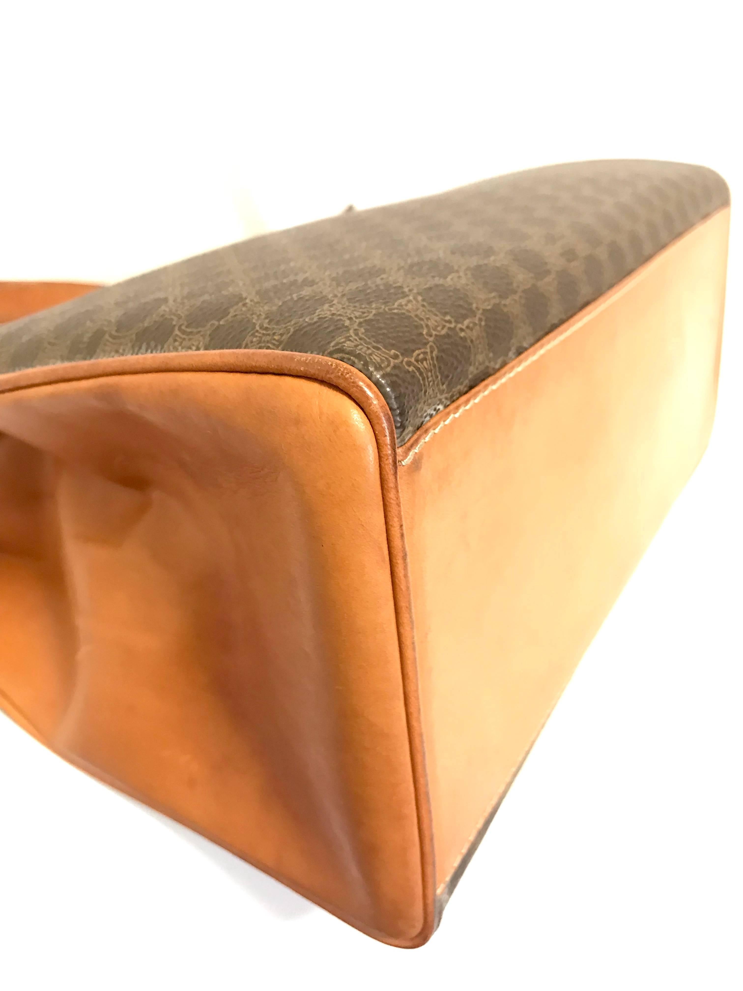 Vintage CELINE brown logo printed Kelly style handbag with golden closure. For Sale 2