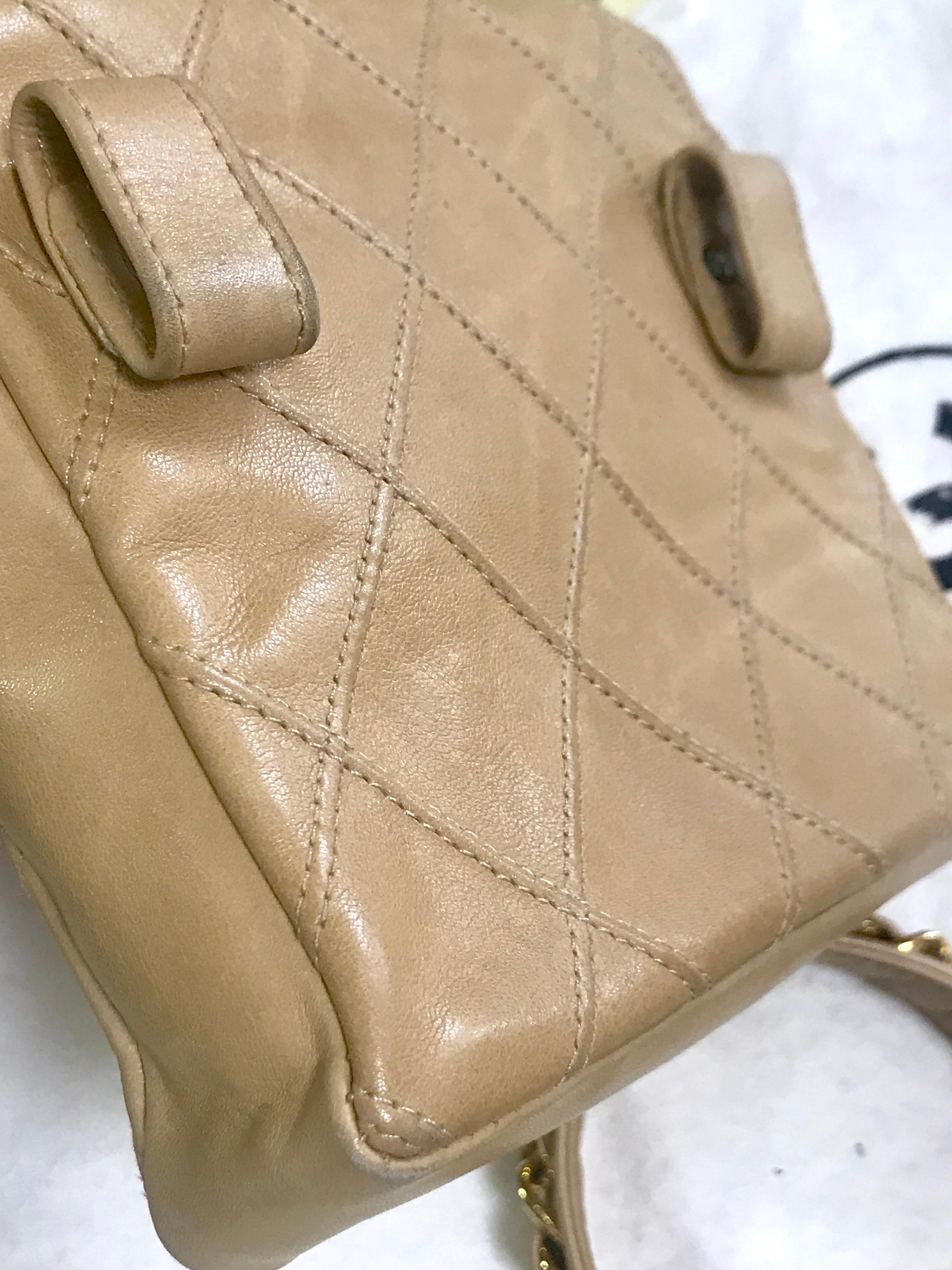Chanel Vintage beige calfskin waist purse / fanny pack / hip bag with gold CC  6