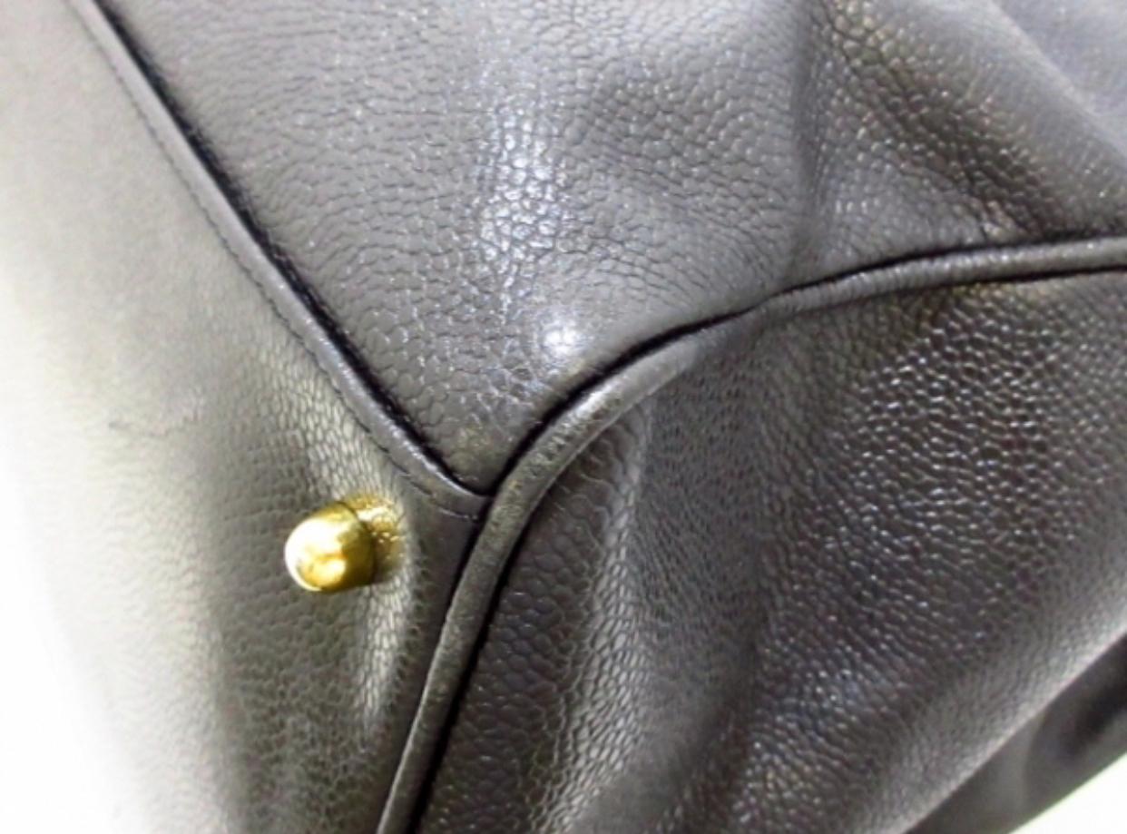 Vintage CHANEL black caviar leather Overnighter, Weekender bag, large chain bag. 5