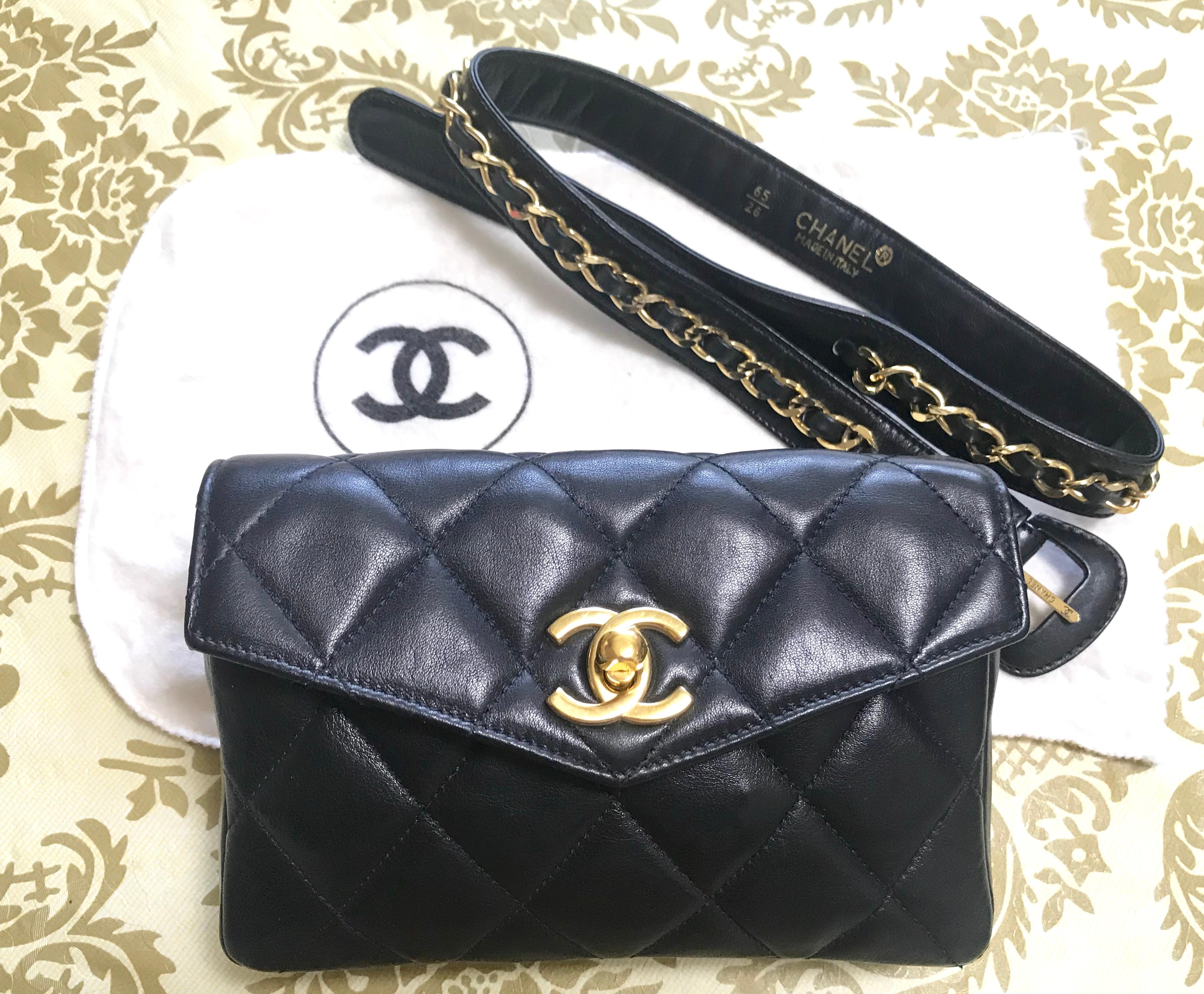 Chanel Vintage black lamb belt bag / fanny pack with golden chain belt and CC  For Sale 10
