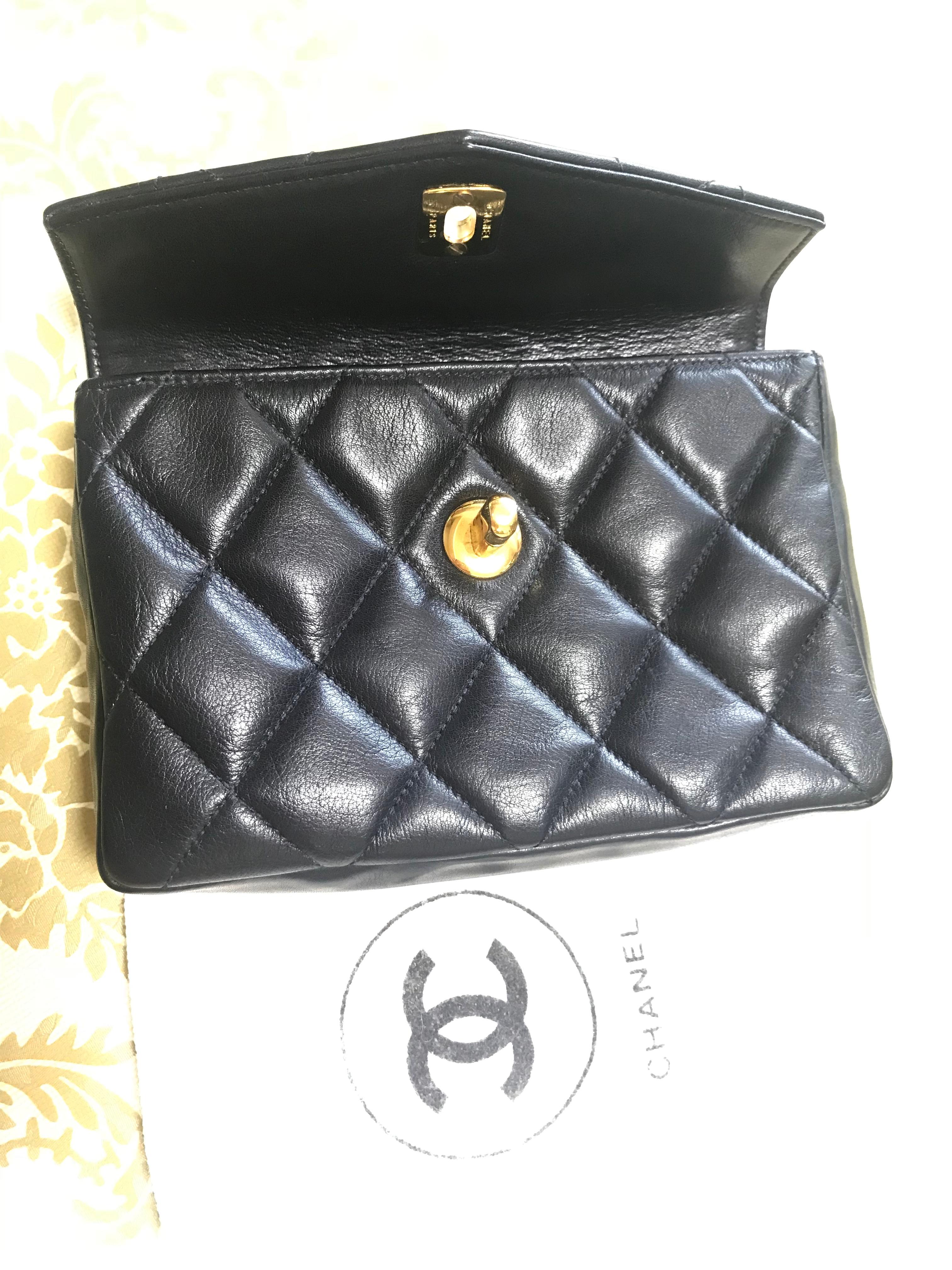 Chanel Vintage black lamb belt bag / fanny pack with golden chain belt and CC  For Sale 2