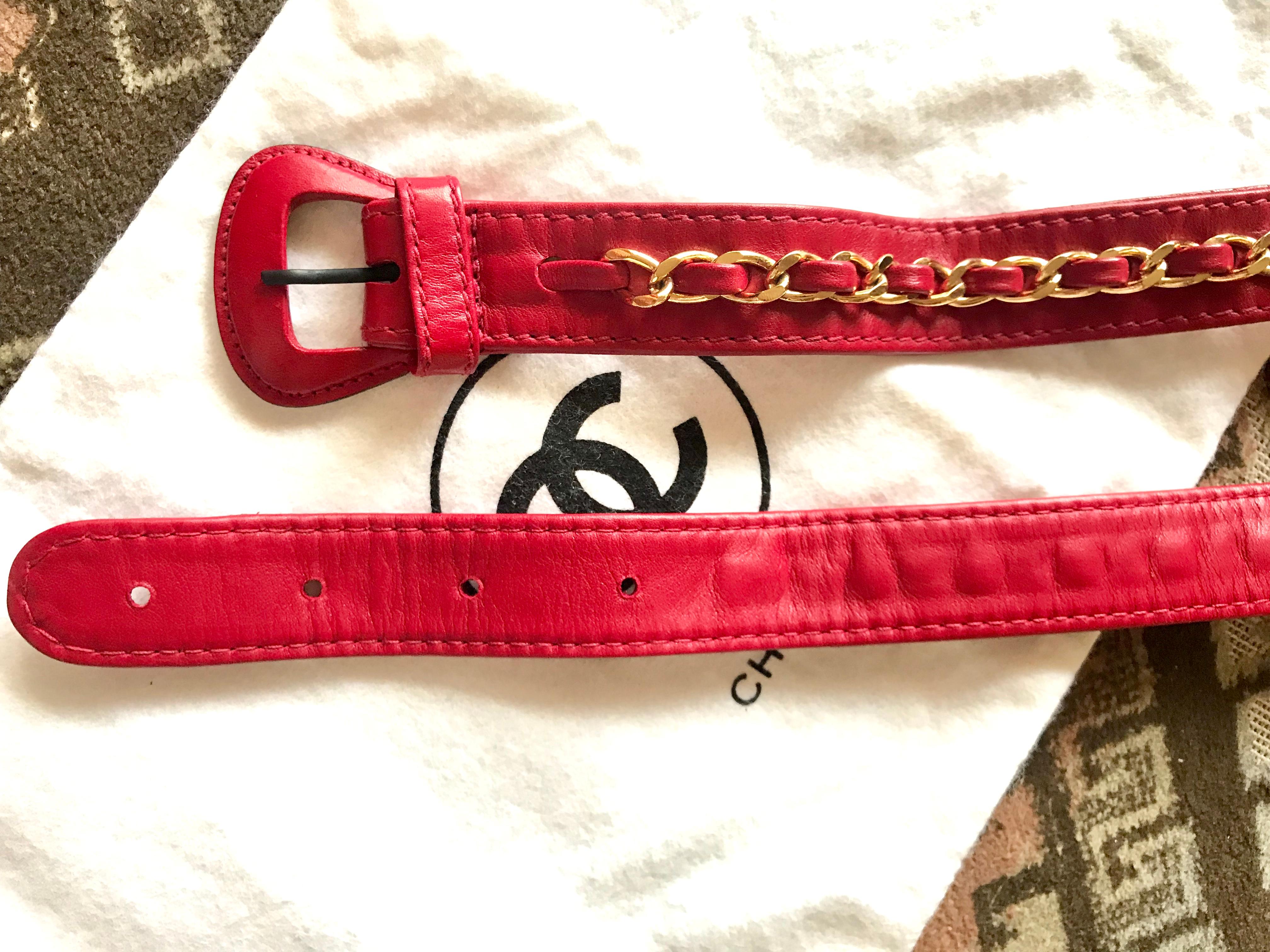 Chanel Vintage red leather belt bag / fanny pack with CC stitch mark and chains For Sale 6