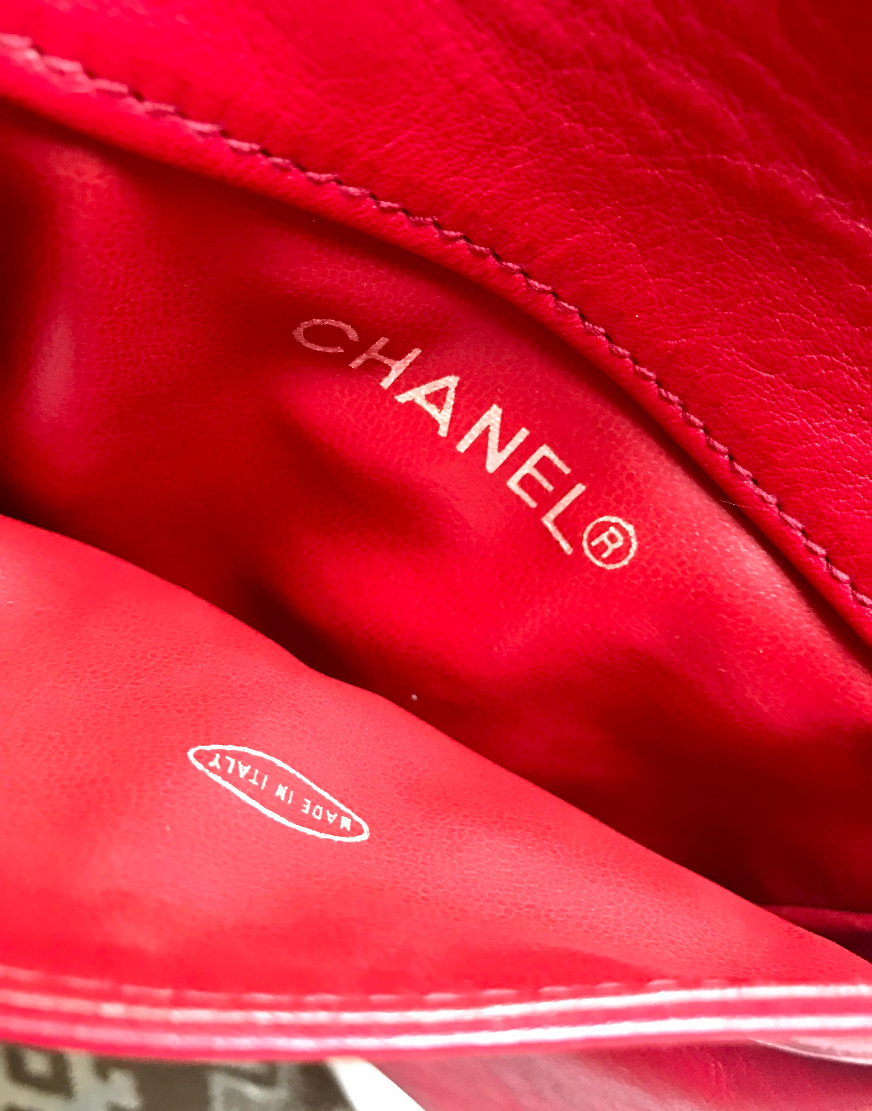 Chanel Vintage red leather belt bag / fanny pack with CC stitch mark and chains For Sale 4