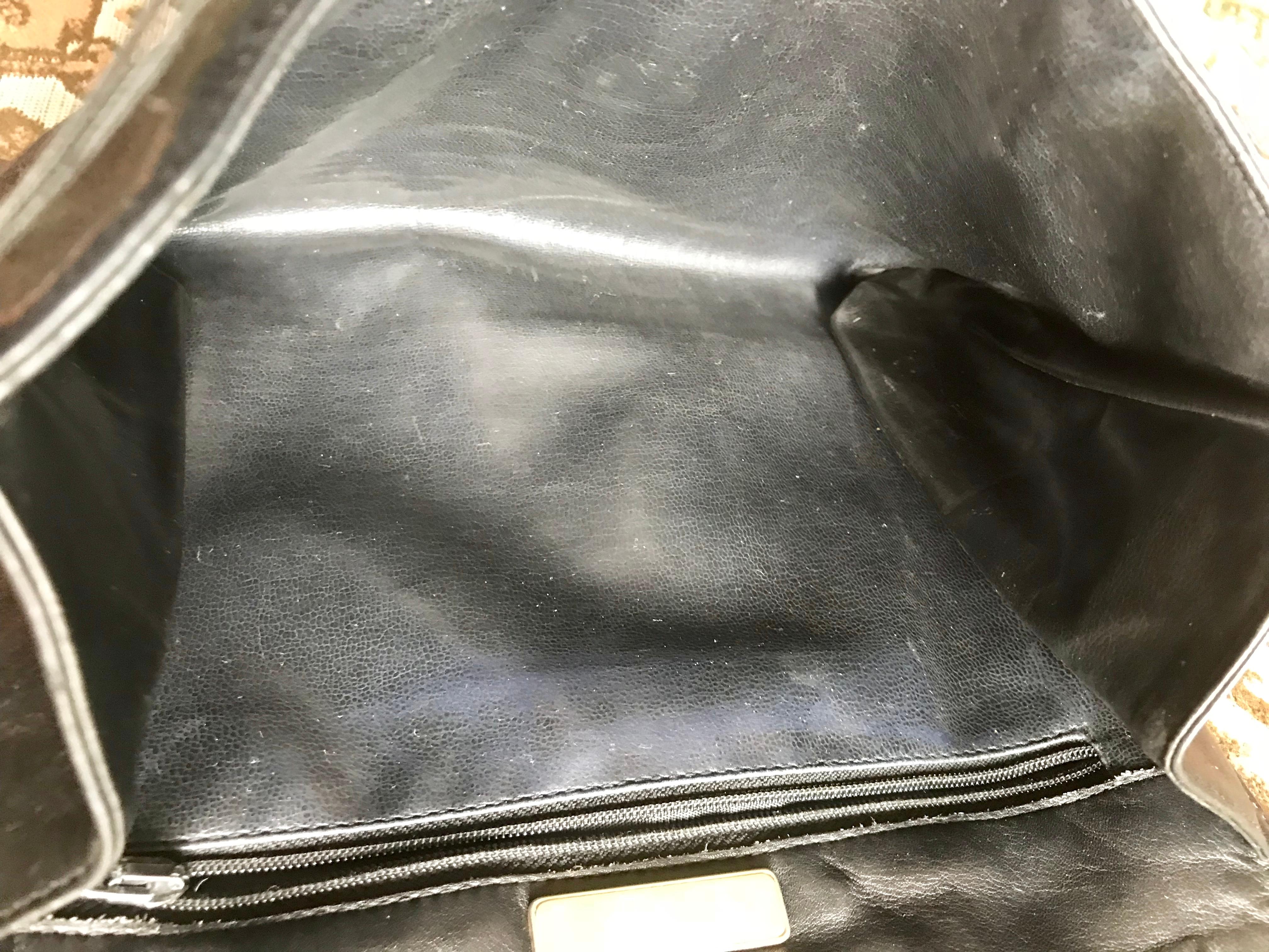 Valentino Garavani Vintage Black nappa leather bow clutch purse / shoulder bag For Sale 6