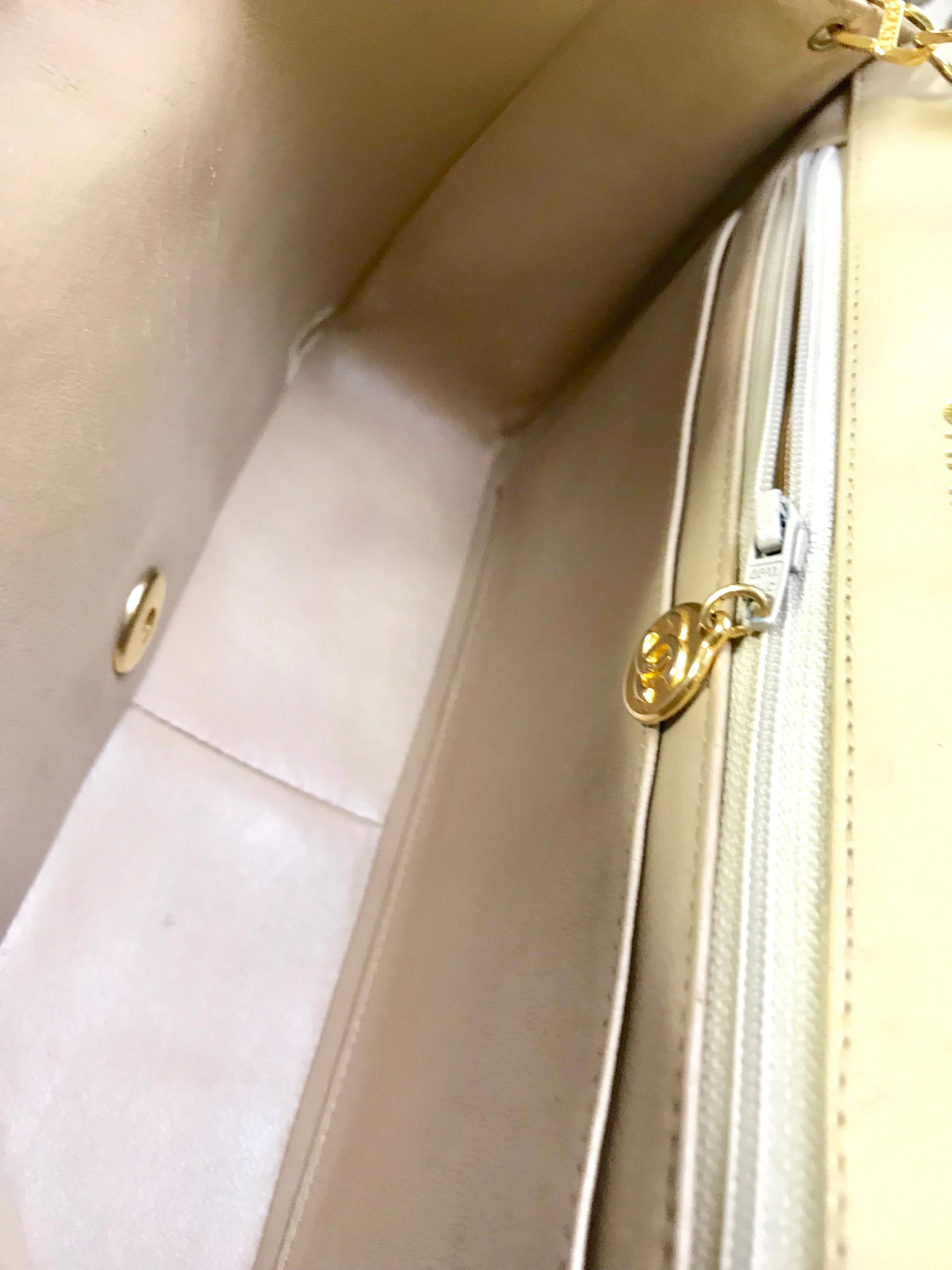 Chanel Vintage beige lambskin flap chain Diana 2.55 shoulder bag / purse  12