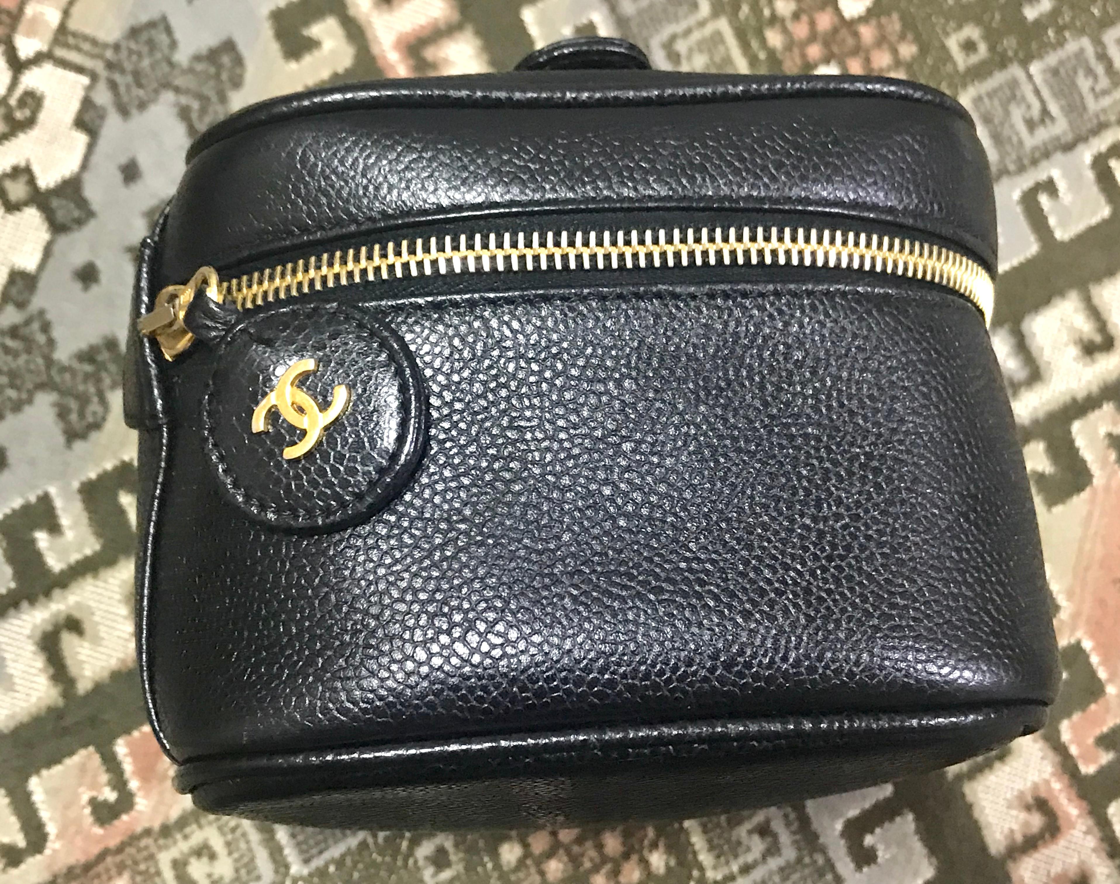 Chanel Vintage black caviar skin cosmetic and toiletry purse vanity bag 2