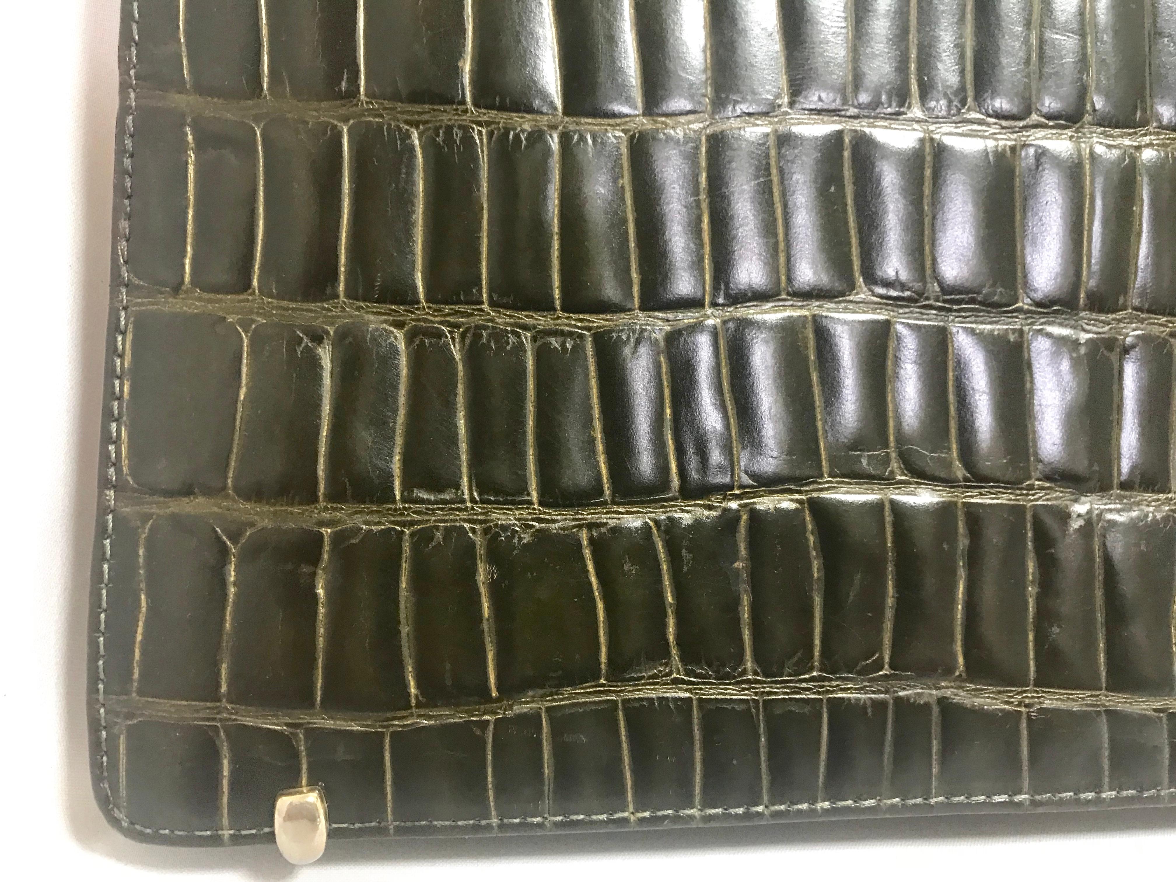 Gianni Versace Vintage khaki croc embossed leather document portfolio bag For Sale 1