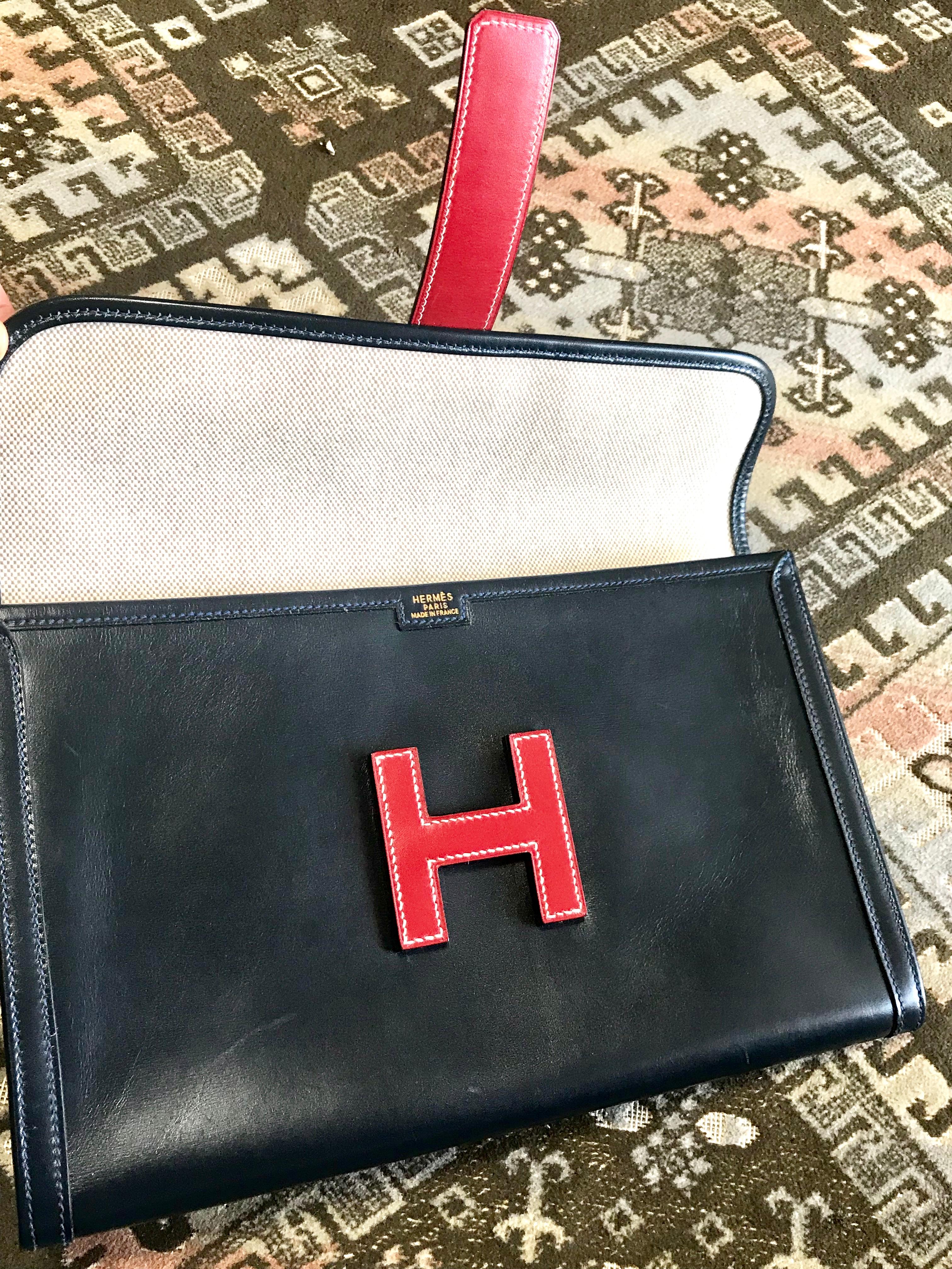 Vintage HERMES navy and red jige PM boxcalf leather document case, portfolio bag For Sale 10