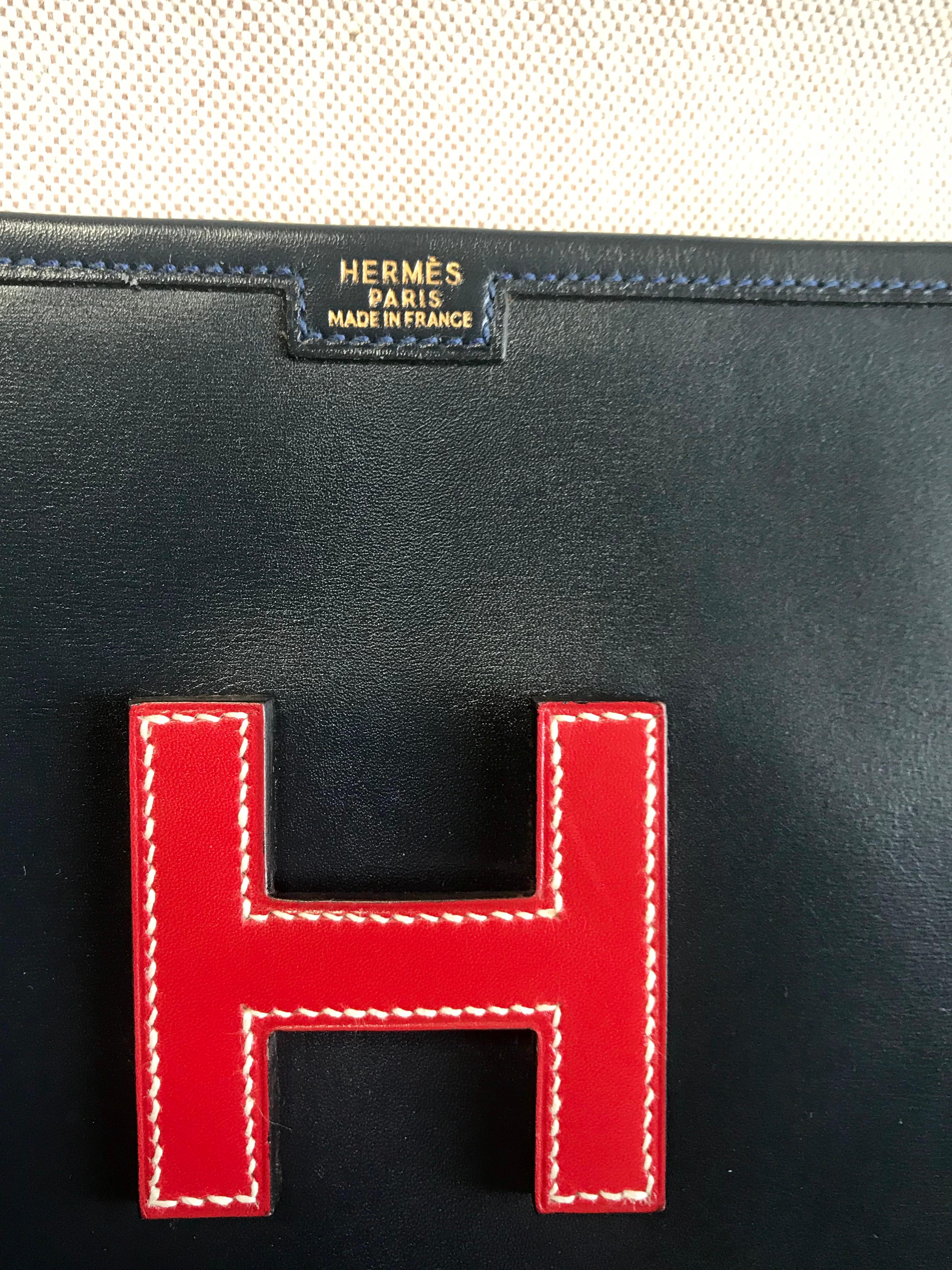 Vintage HERMES navy and red jige PM boxcalf leather document case, portfolio bag For Sale 9